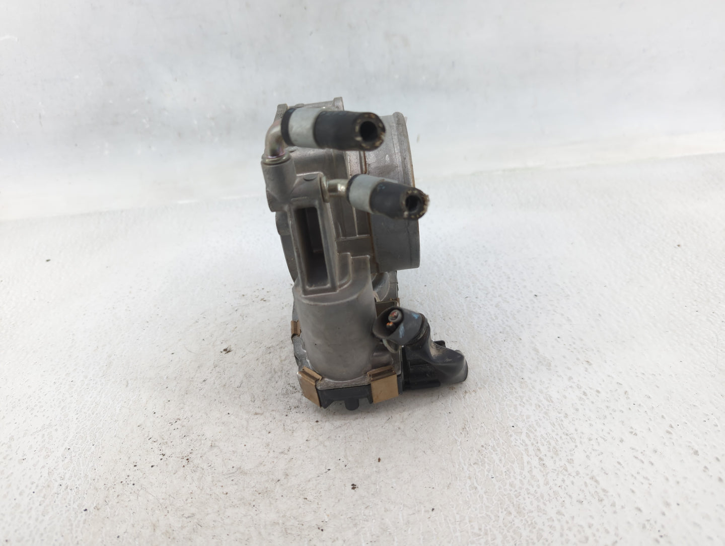 2008 Dodge Ram 1500 Throttle Body P/N:A8522H RME75-50 Fits Fits 2009 2010 2011 2012 2013 OEM Used Auto Parts - Oemusedautopa