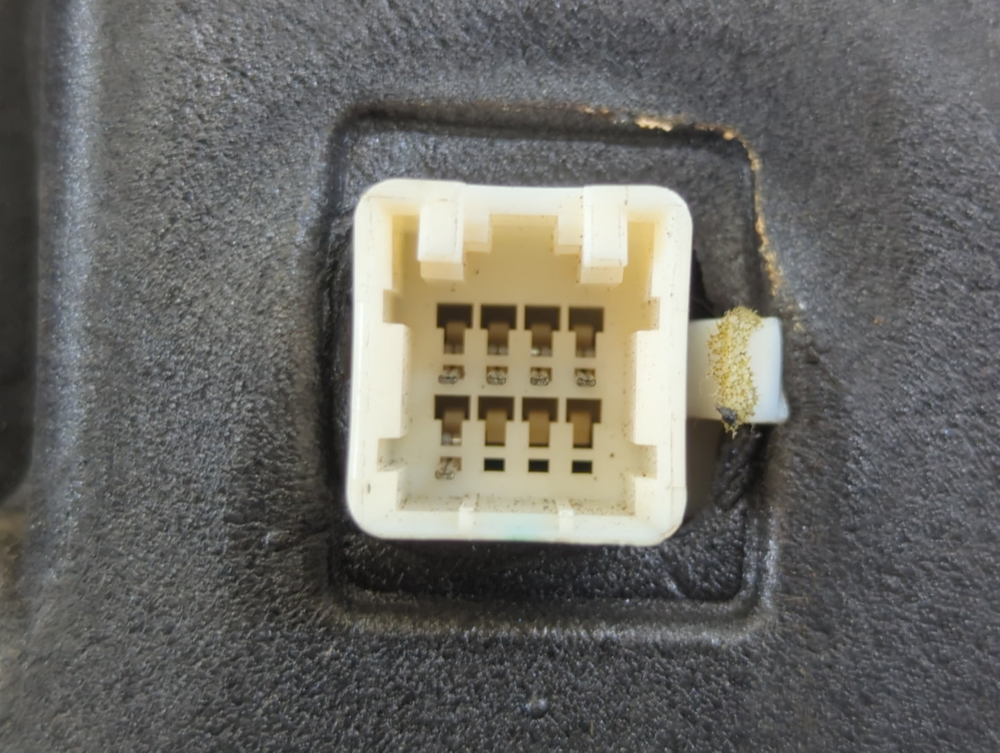 2002-2008 Dodge Ram 1500 Driver Side View Mirror - Left Door Mirror OEM Used - Oemusedautoparts1.com