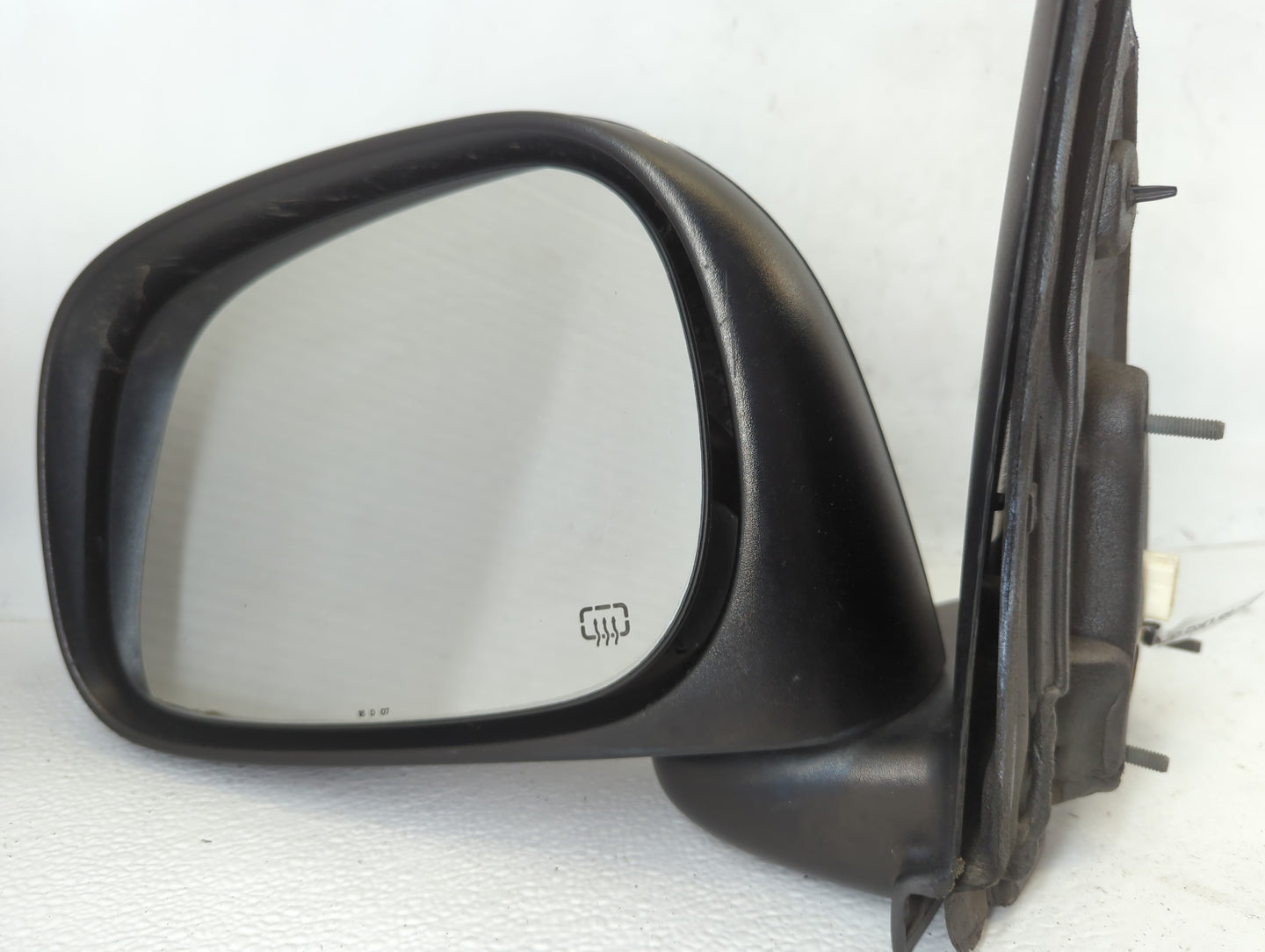 2002-2008 Dodge Ram 1500 Driver Side View Mirror - Left Door Mirror OEM Used - Oemusedautoparts1.com