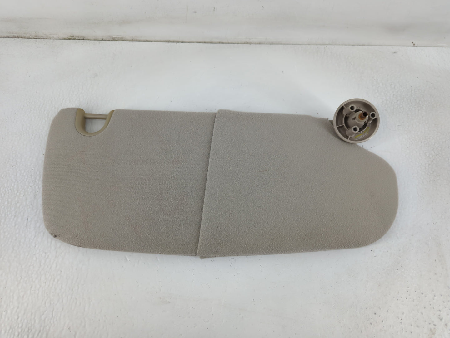 2007-2008 Dodge Ram 1500 Sun Visor Shade Replacement Passenger Right Mirror Fits Fits 2007 2008 OEM Used Auto Parts - Oemuse