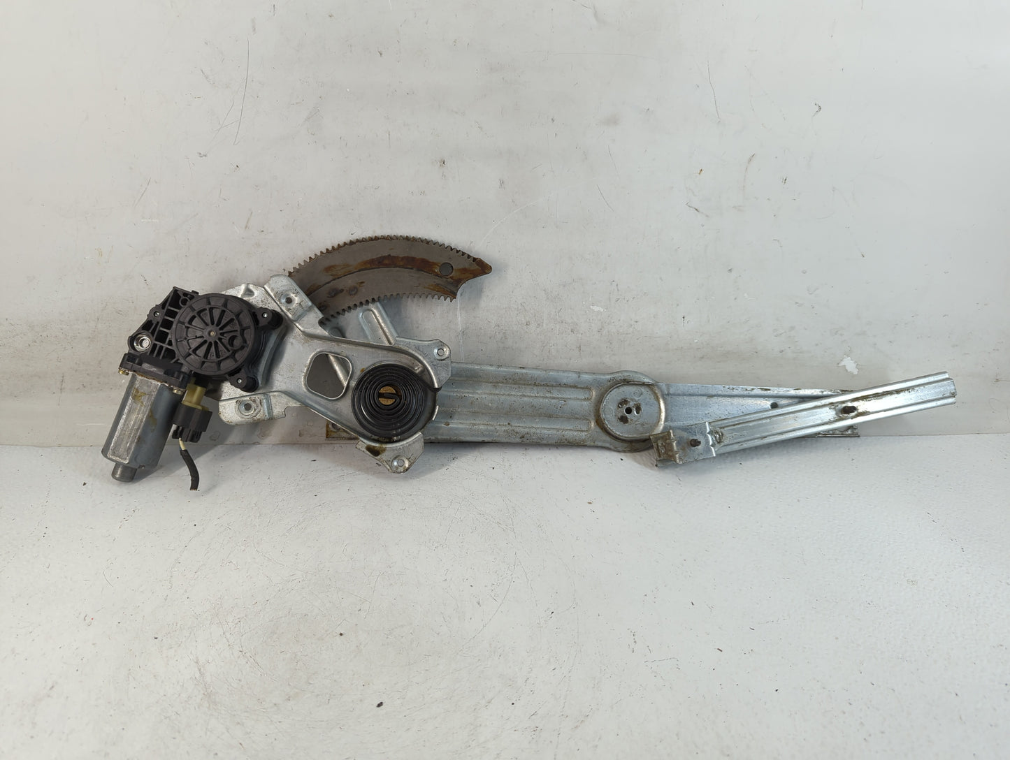 2008 Dodge Ram 1500 Driver Front Left Power Window Motor - Oemusedautoparts1.com