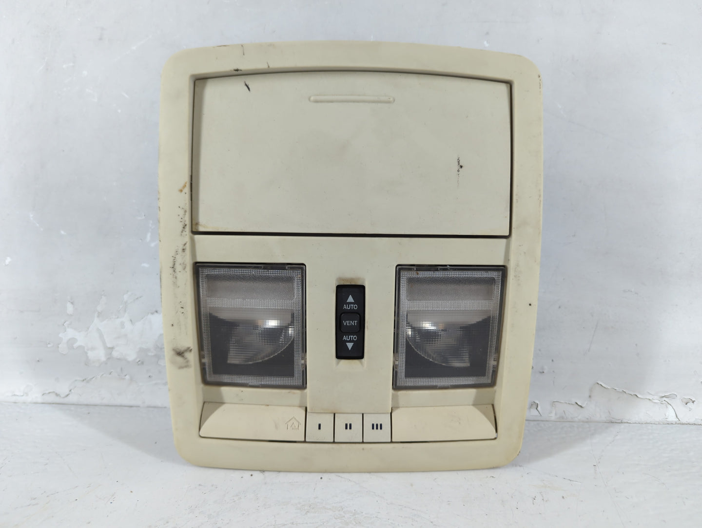 2008 Dodge Ram 1500 Overhead Roof Console - Oemusedautoparts1.com