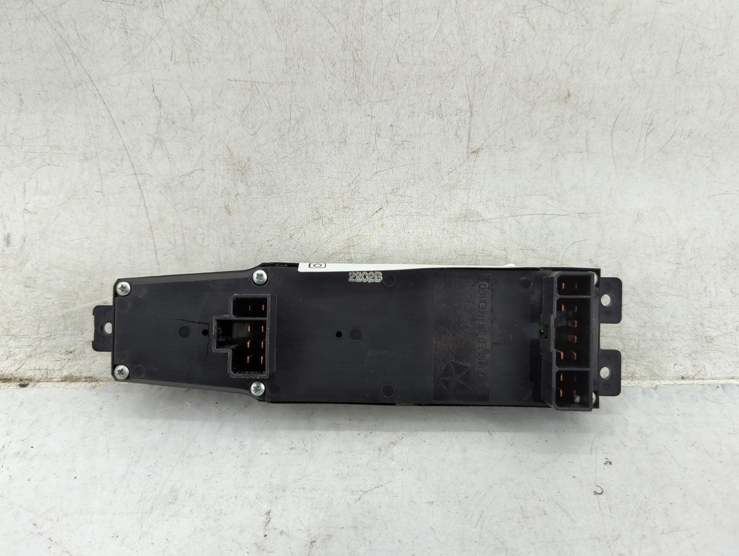 2003-2009 Dodge Ram 2500 Master Power Window Switch Replacement Driver Side Left P/N:397540 Fits OEM Used Auto Parts - Oemus
