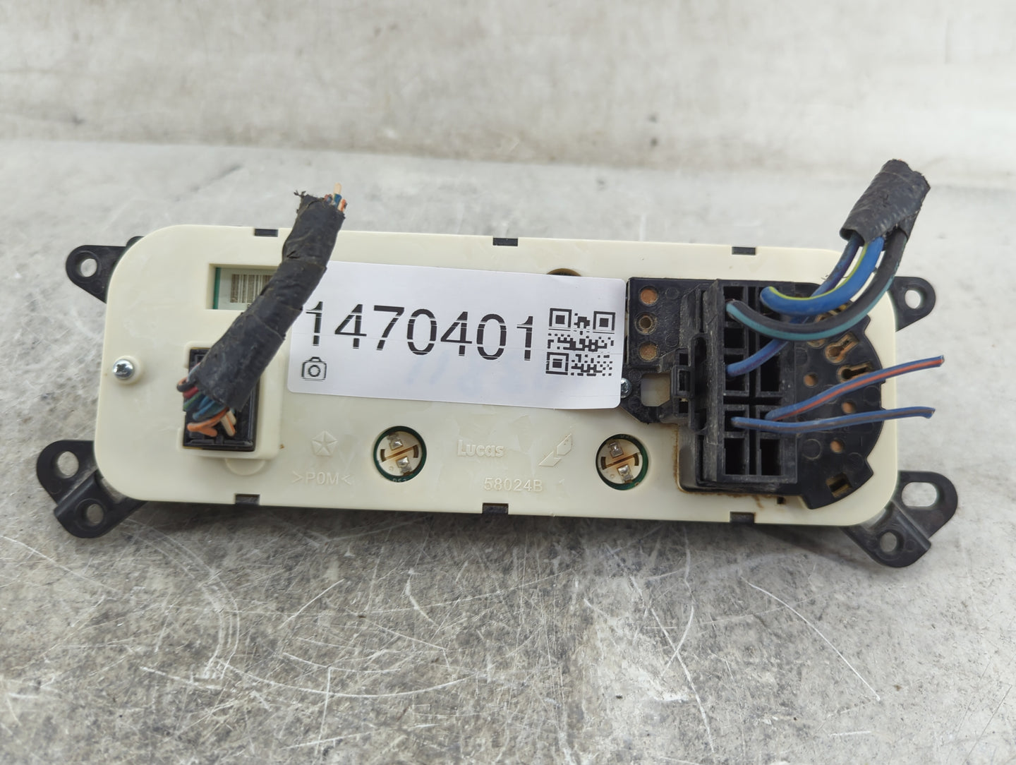 2008 Dodge Ram 1500 Climate Control Module Temperature AC/Heater Replacement P/N:P55057079AB 58024B, 58024H Fits OEM Used Au