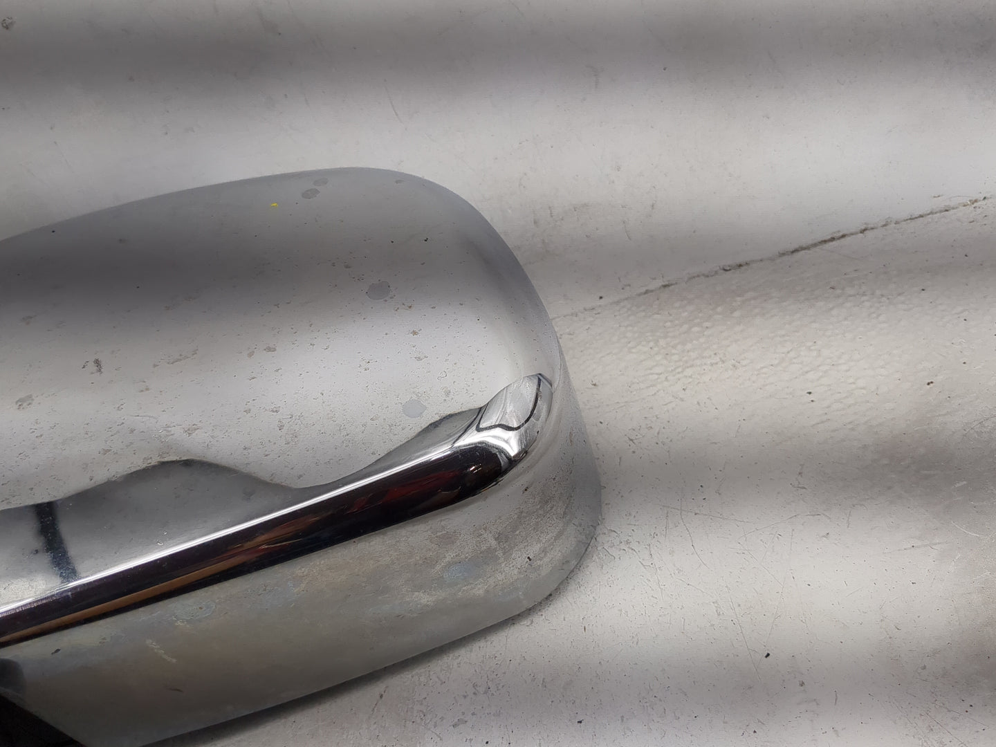 2002-2008 Dodge Ram 1500 Driver Side View Mirror - Left Door Mirror OEM Used - Oemusedautoparts1.com
