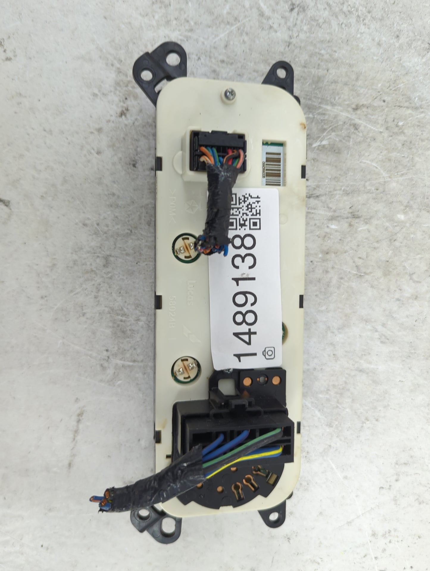 2008 Dodge Ram 1500 Climate Control Module Temperature AC/Heater Replacement P/N:P55057079AB 58024H Fits Fits 2009 2010 2011