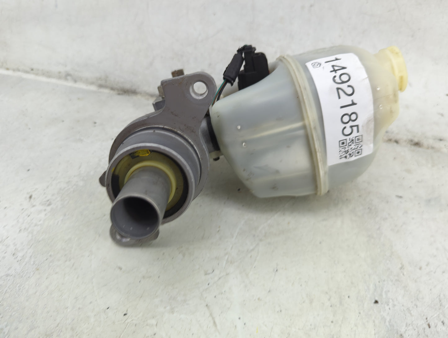 2007-2008 Dodge Ram 1500 Brake Master Cylinder 1492185 - Oemusedautoparts1.com