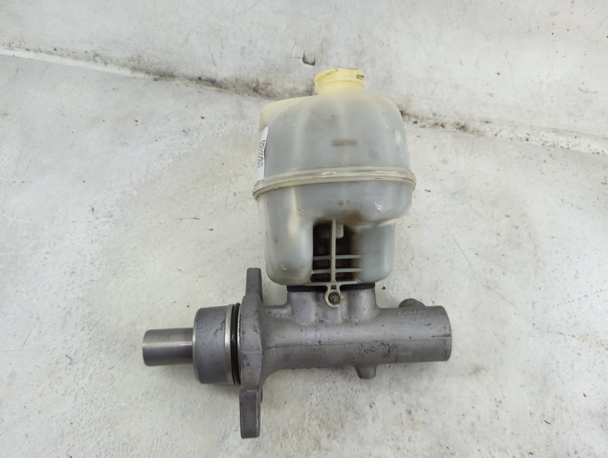 2007-2008 Dodge Ram 1500 Brake Master Cylinder 1492185 - Oemusedautoparts1.com