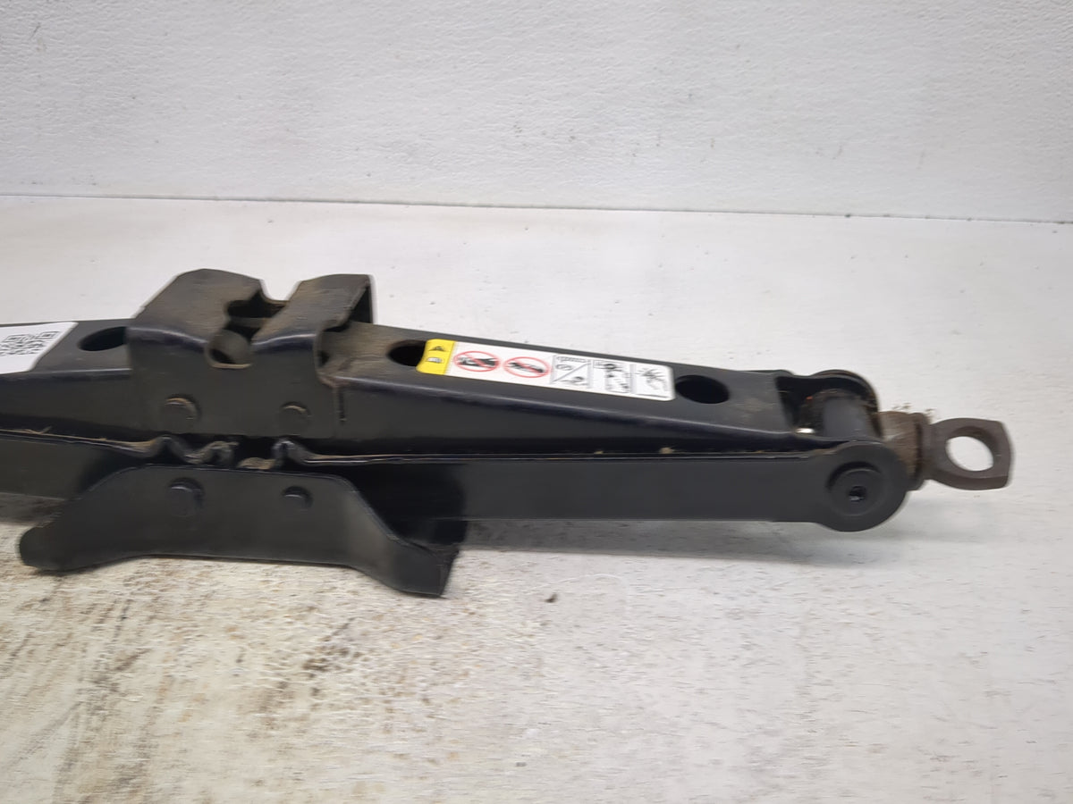 2008 Dodge Ram 1500 Spare Scissor Car Jack - Oemusedautoparts1.com