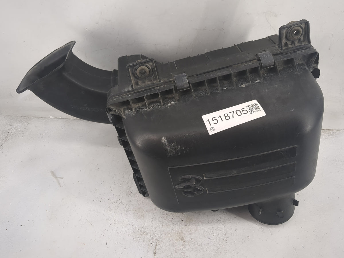 2002-2003 Dodge Ram 1500 Air Cleaner Intake-duct Hose Tube 1518705 - Oemusedautoparts1.com