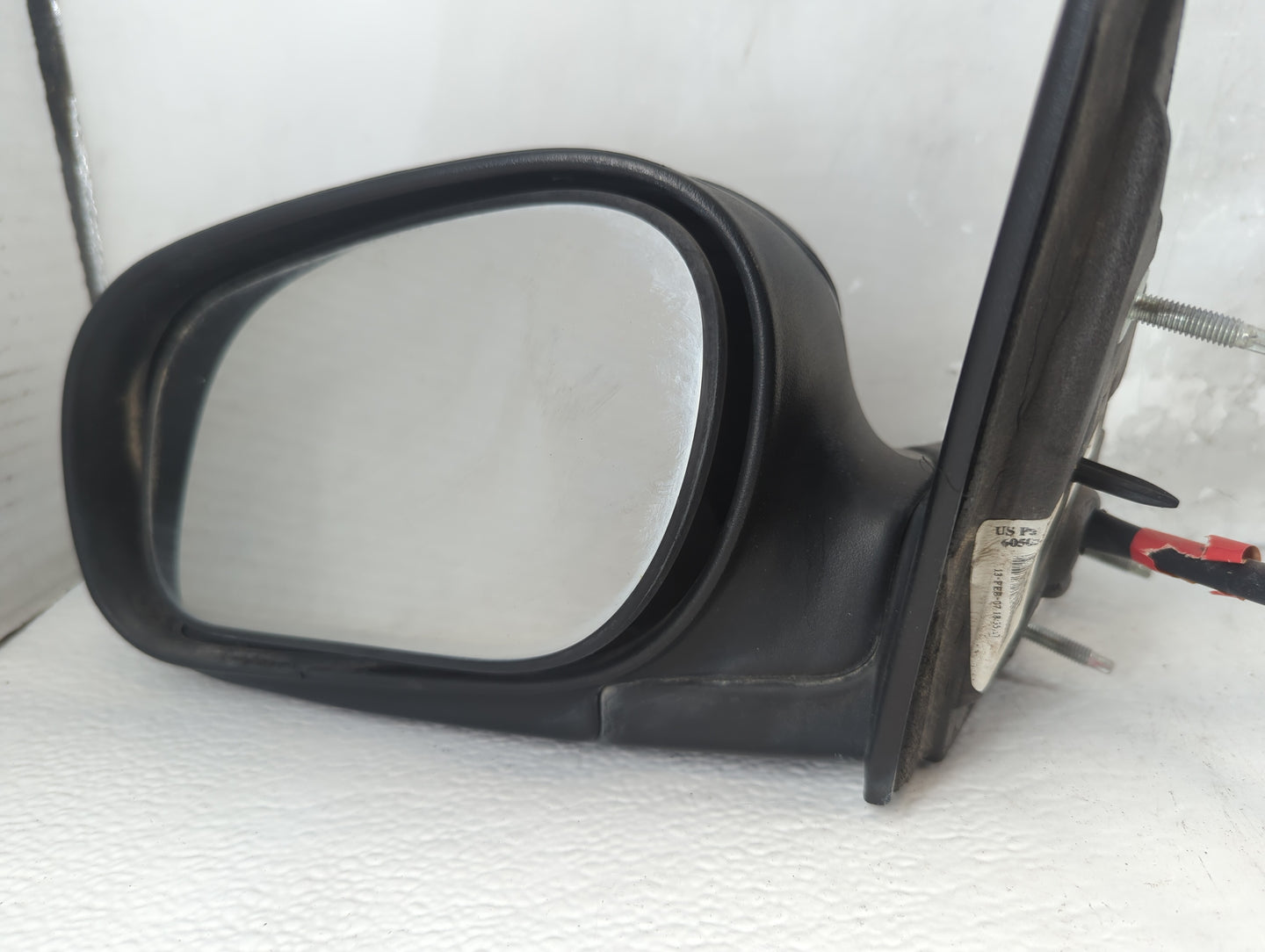 2002-2011 Ford Crown Victoria Driver Side View Mirror - Left Door Mirror OEM Used - Oemusedautoparts1.com