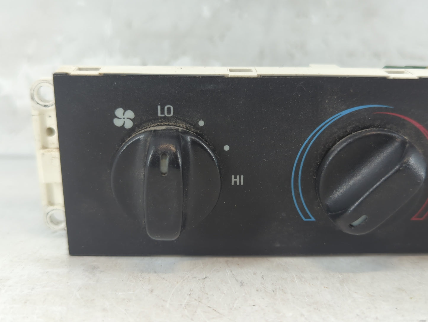 1998-2011 Ford Crown Victoria Climate Control Module Temperature AC/Heater Replacement P/N:XW7H-19C733-AA Fits OEM Used Auto