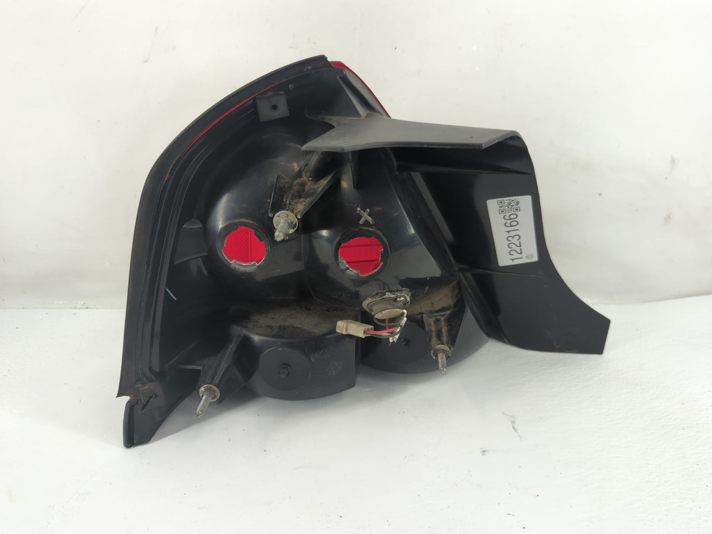 2000-2011 Ford Crown Victoria Tail Light Assembly Passenger Right OEM Fits OEM Used Auto Parts - Oemusedautoparts1.com