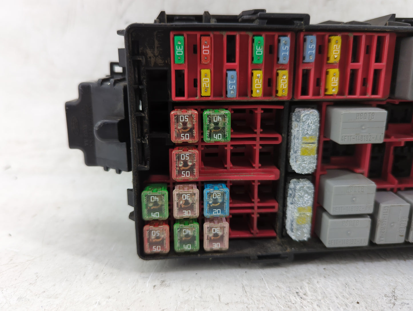 2008 Ford Crown Victoria Fusebox Fuse Box Panel Relay Module P/N:3W1T-14536-A Fits OEM Used Auto Parts - Oemusedautoparts1.c