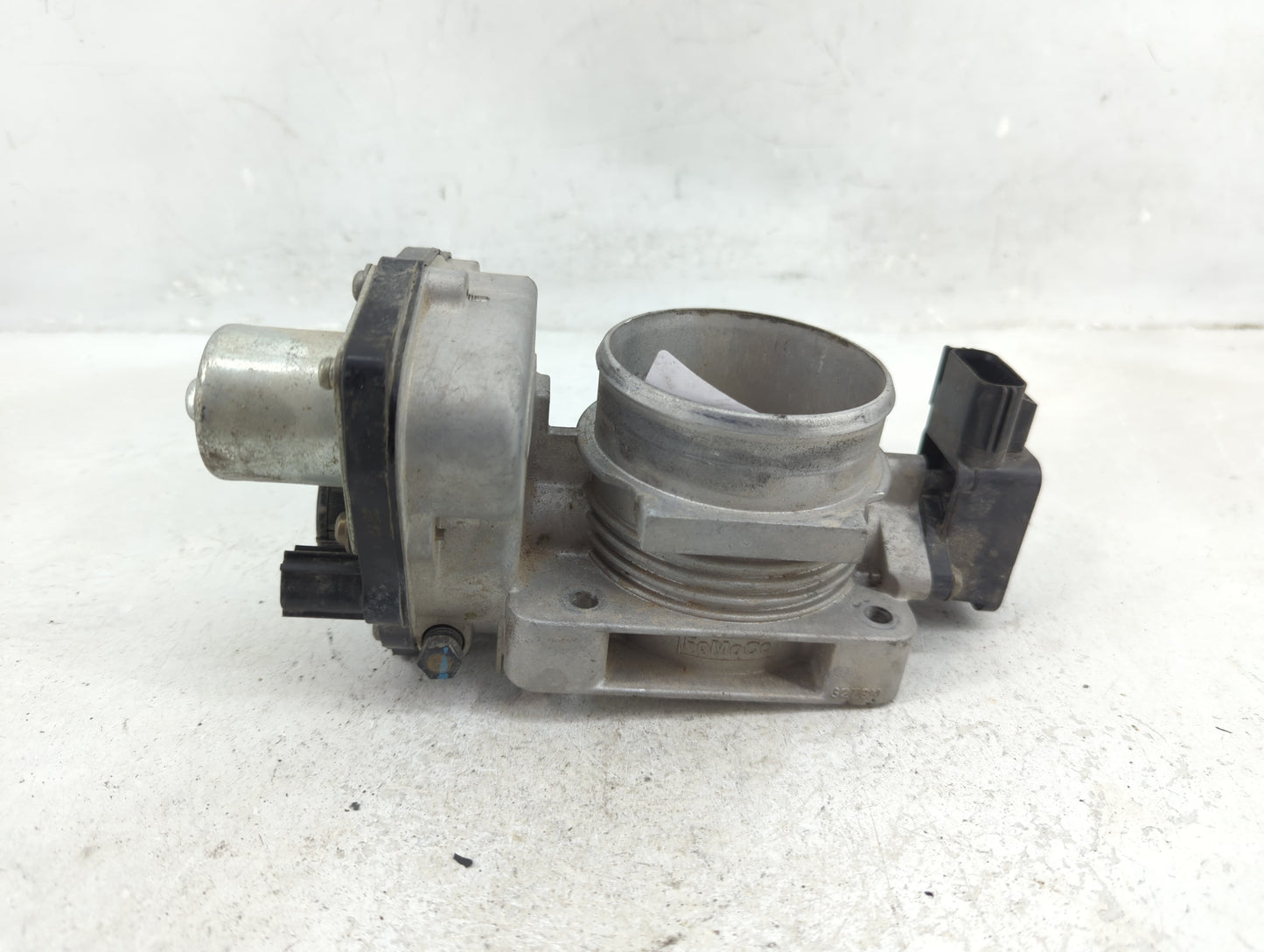 2005-2011 Ford Crown Victoria Throttle Body P/N:AG1E-9E928-BA Fits OEM Used Auto Parts - Oemusedautoparts1.com