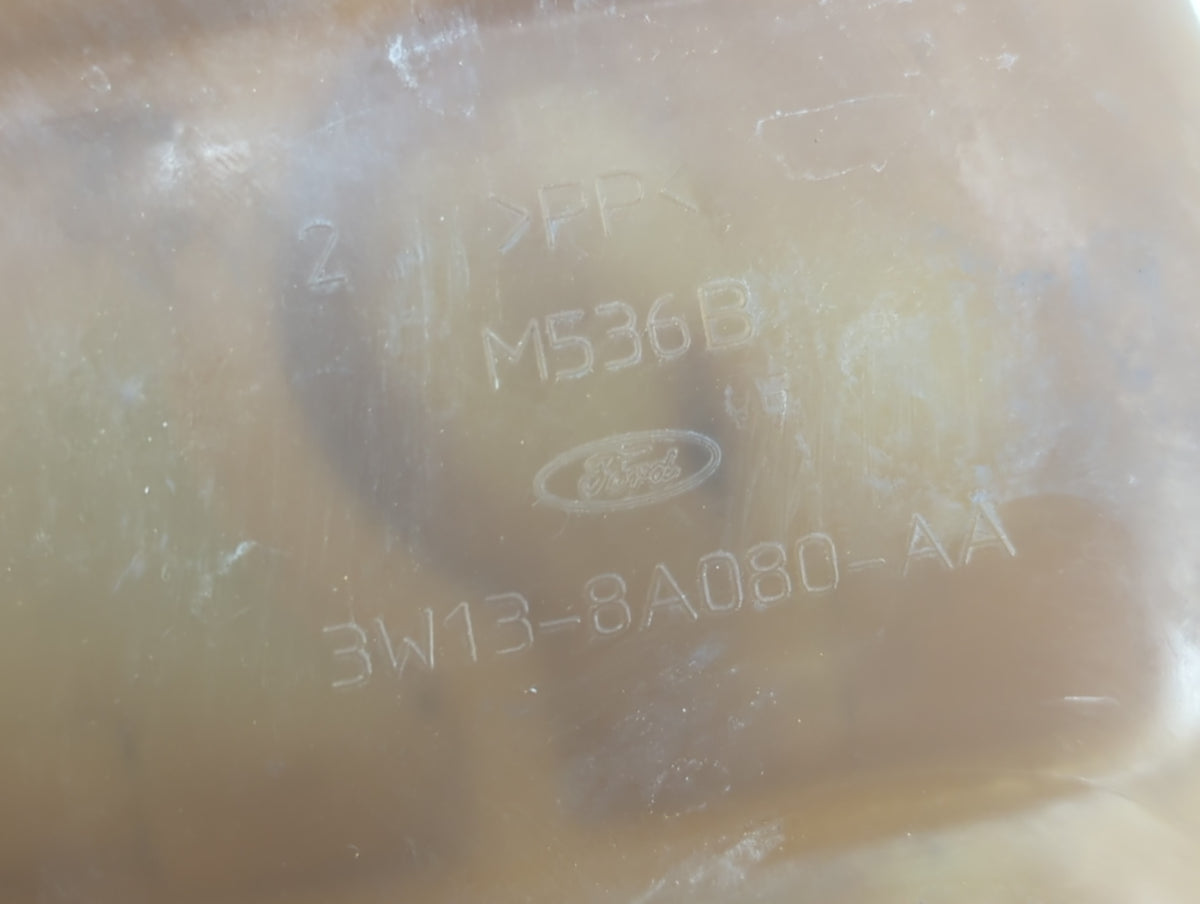 2003 Ford Crown Victoria Radiator Coolant Overflow Expansion Tank Bottle 1410342 - Oemusedautoparts1.com