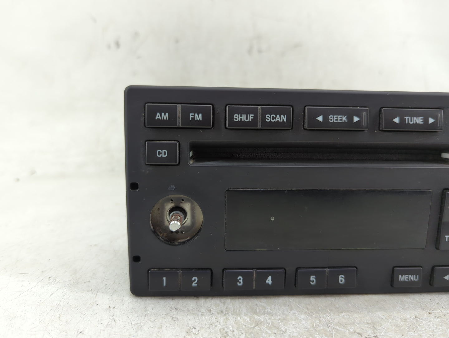 2008-2011 Ford Crown Victoria Radio AM FM Cd Player Receiver Replacement P/N:8W7T-18C869-AA Fits Fits 2008 2009 2010 2011 OE