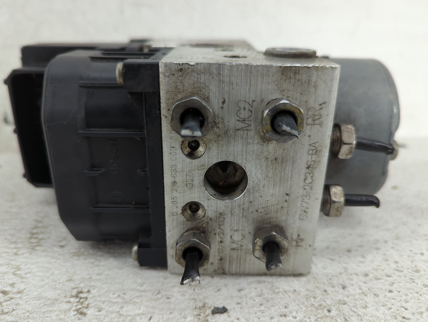 2006-2008 Ford Crown Victoria ABS Pump Control Module Replacement P/N:6W73-2C346-BA Fits Fits 2006 2007 2008 OEM Used Auto P