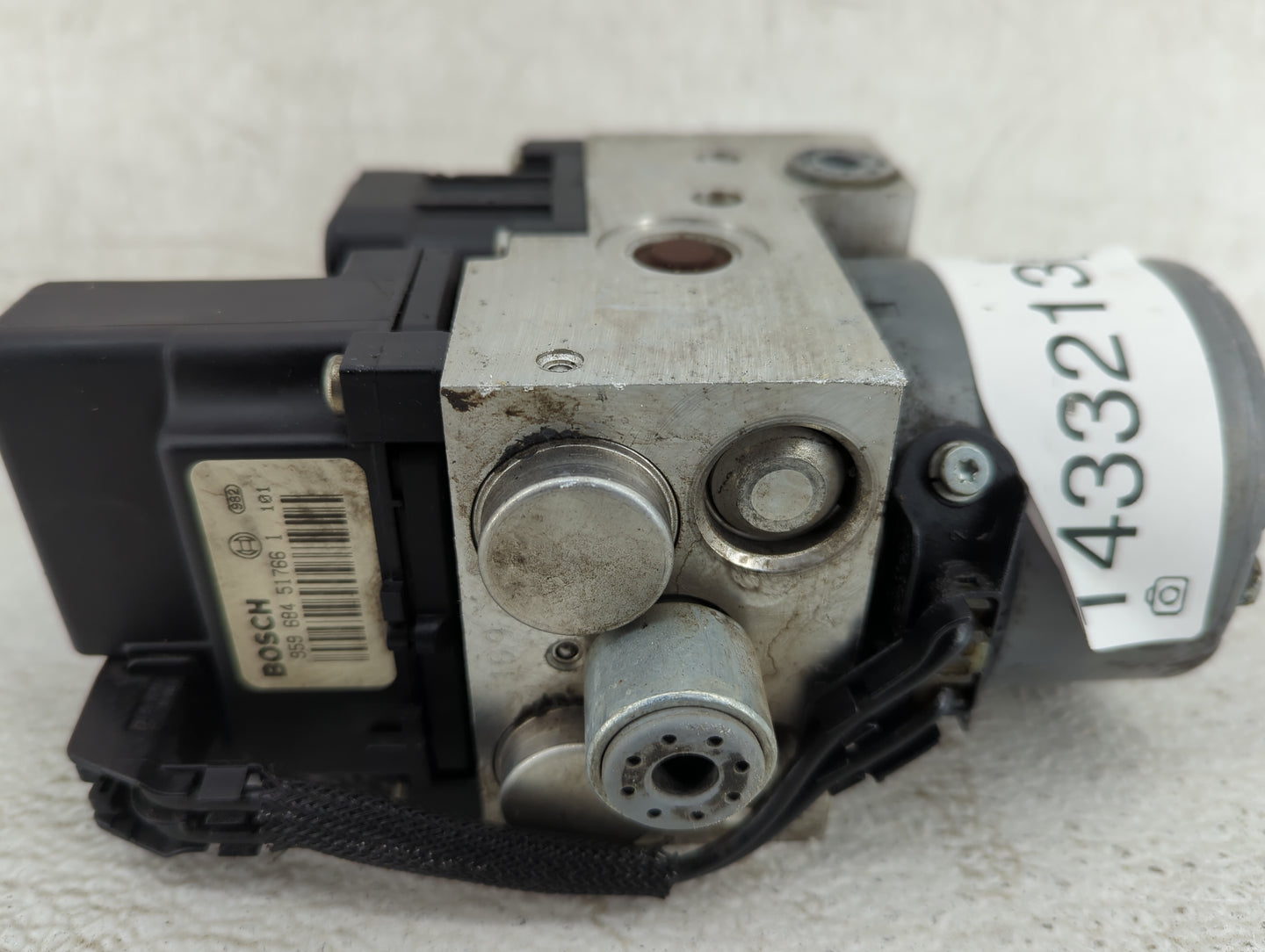 2006-2008 Ford Crown Victoria ABS Pump Control Module Replacement P/N:6W73-2C346-BA Fits Fits 2006 2007 2008 OEM Used Auto P