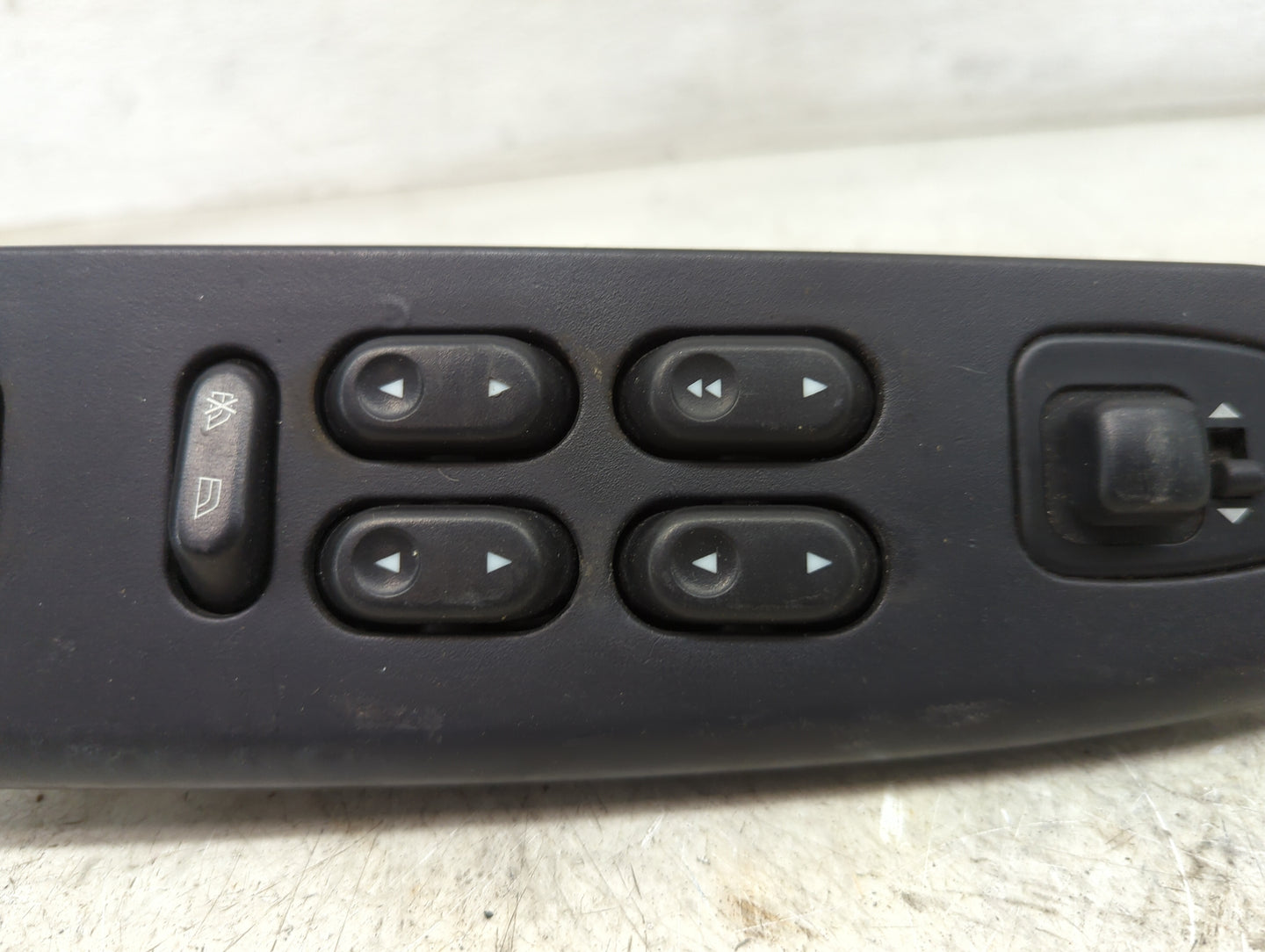 2003-2008 Ford Crown Victoria Master Power Window Switch Replacement Driver Side Left P/N:7W7T-14A564-AAW SP08679 Fits OEM U