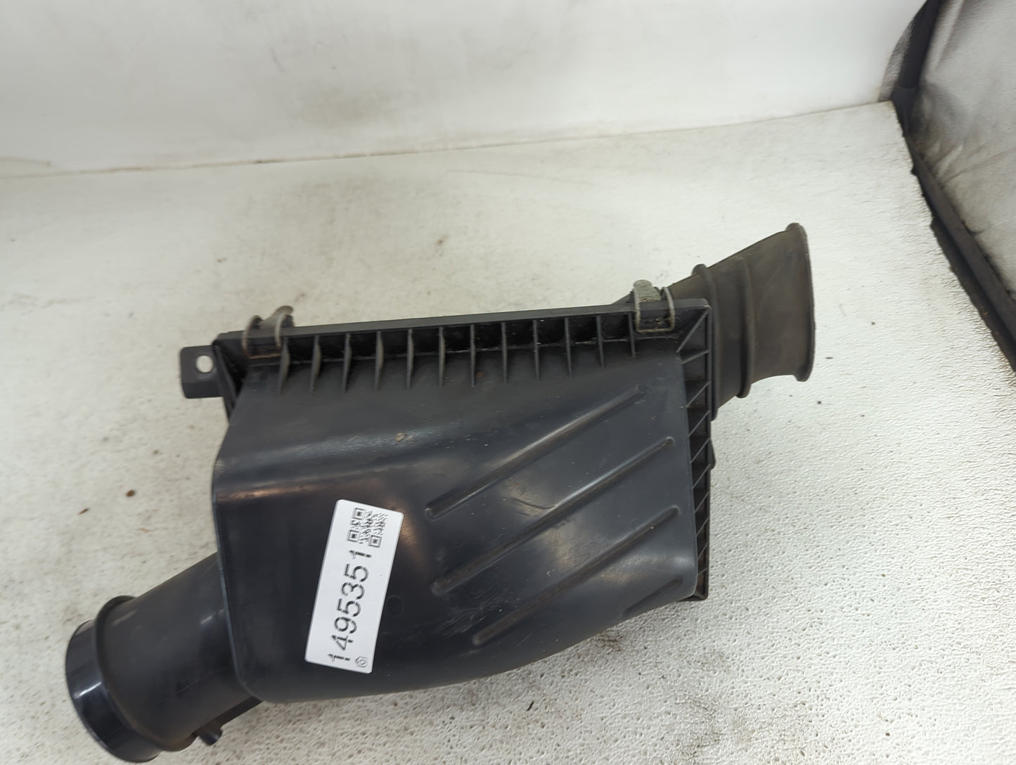 2004-2010 Ford Crown Victoria Air Cleaner Intake-duct Hose Tube - Oemusedautoparts1.com