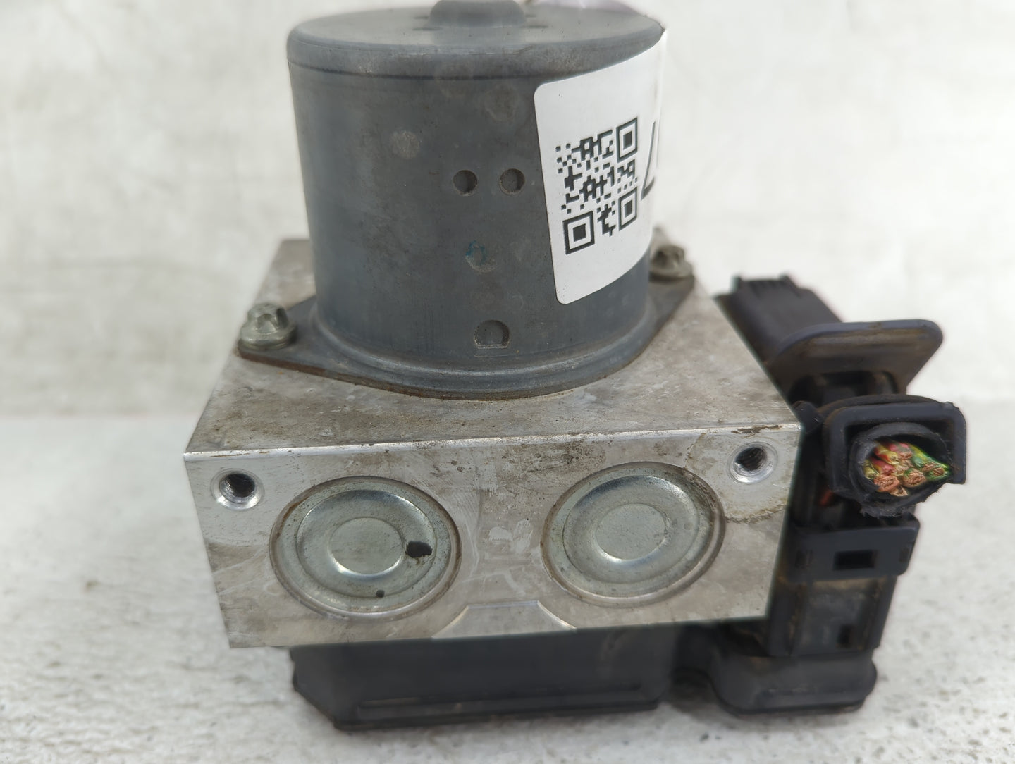2008 Ford E-150 ABS Pump Control Module Replacement P/N:8C24-2C346-BG Fits OEM Used Auto Parts - Oemusedautoparts1.com