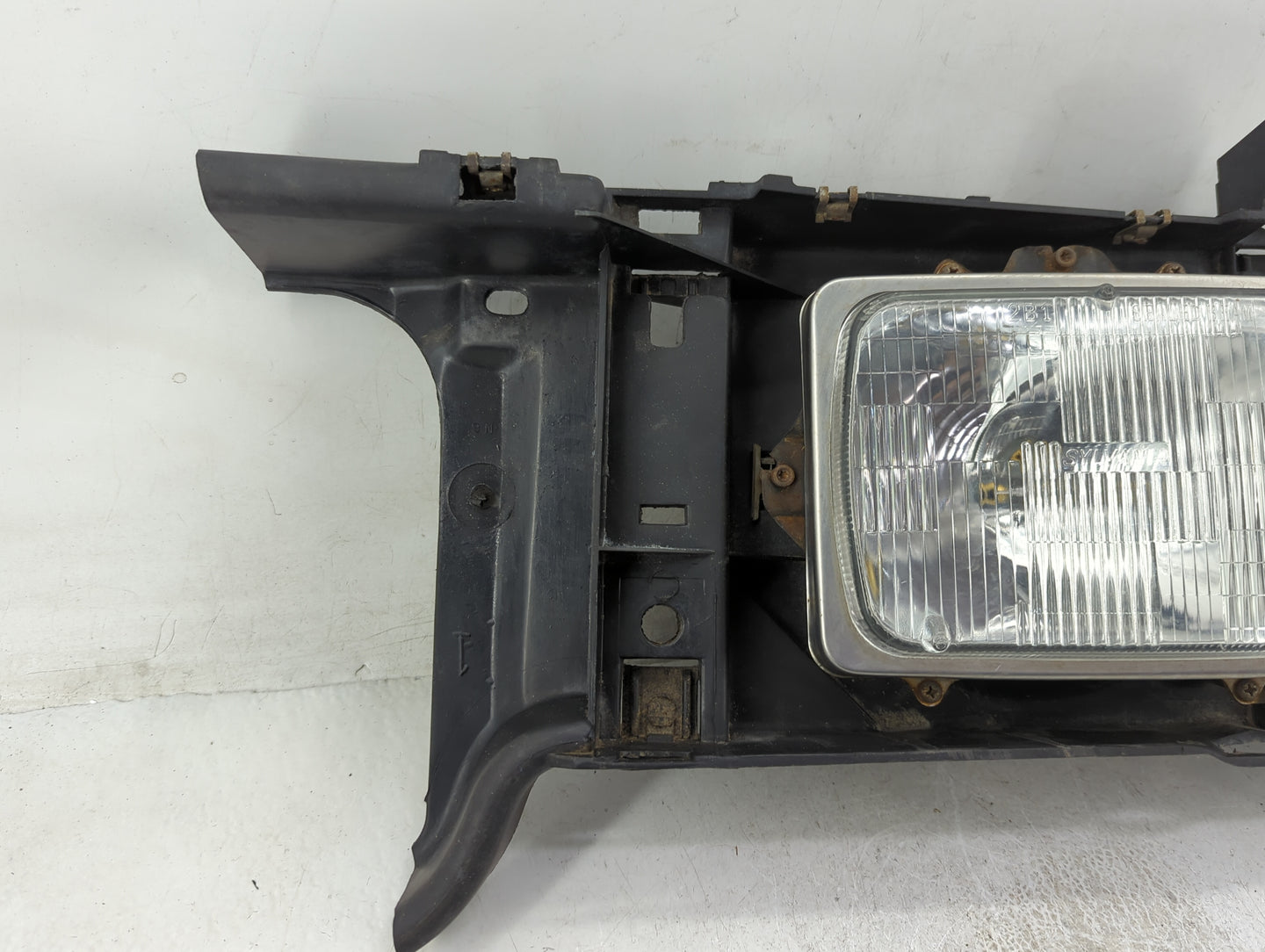 2008-2014 Ford E-250 Passenger Right Oem Head Light Headlight Lamp - Oemusedautoparts1.com