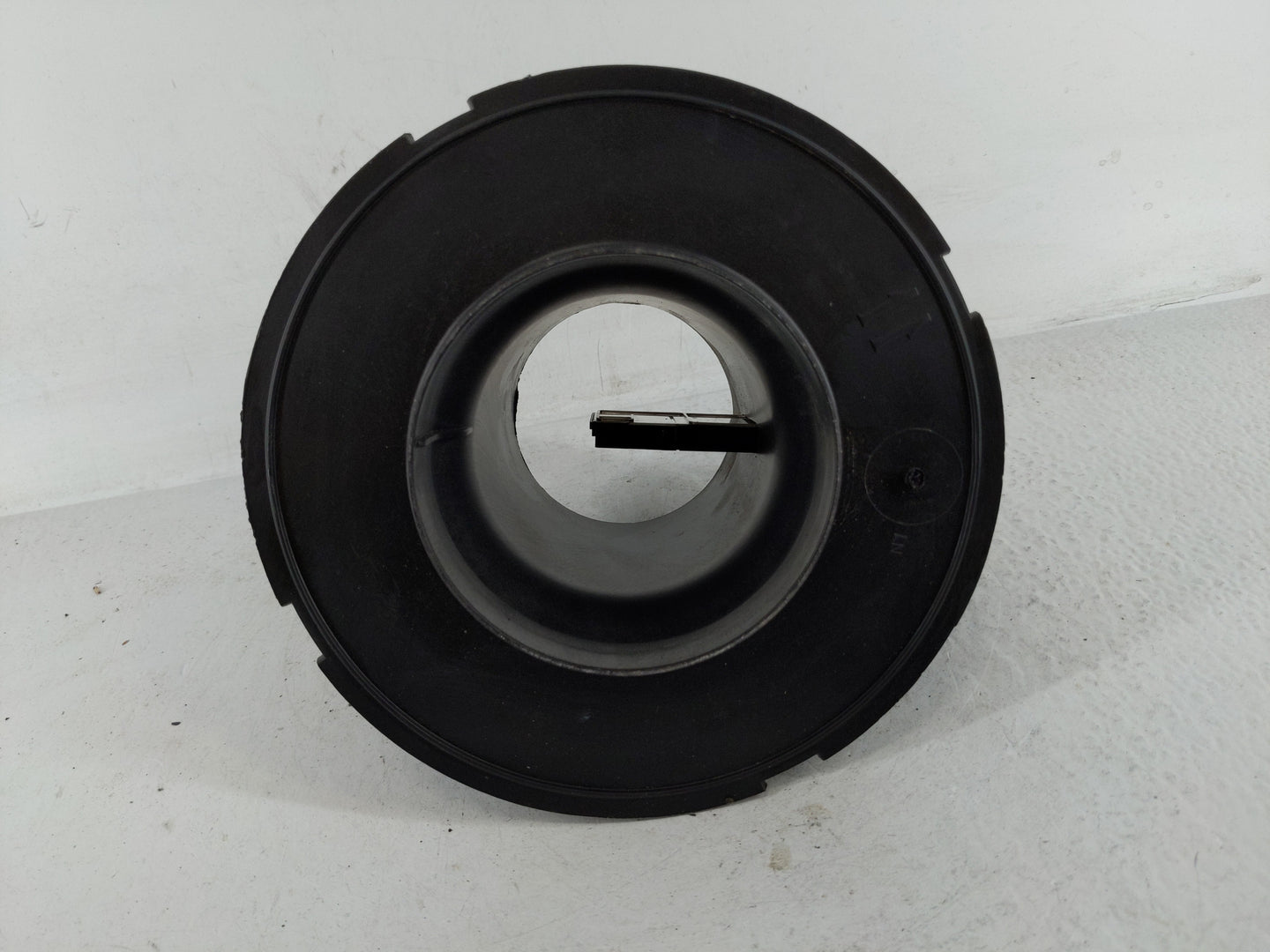 2004-2005 Ford E-350 Club Wagon Mass Air Flow Meter Maf - Oemusedautoparts1.com