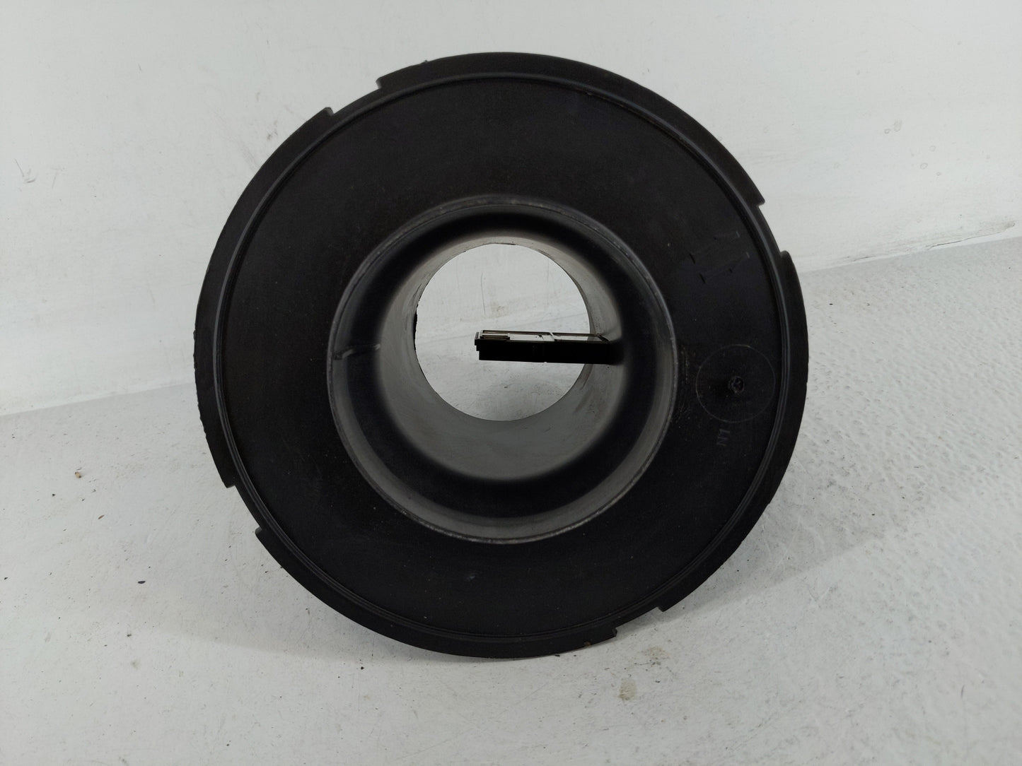 2004-2005 Ford E-350 Club Wagon Mass Air Flow Meter Maf - Oemusedautoparts1.com