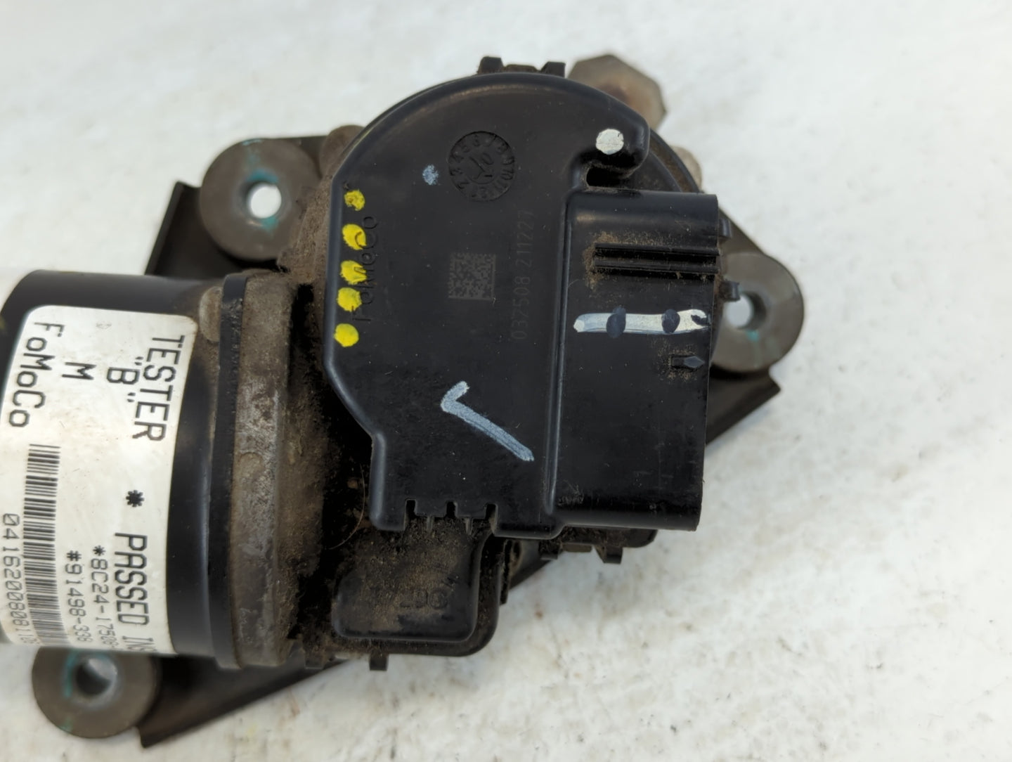 2008-2019 Ford E-350 Super Duty Front Windshield Wiper Motor P/N:8C24-17508-AB Fits OEM Used Auto Parts - Oemusedautoparts1.