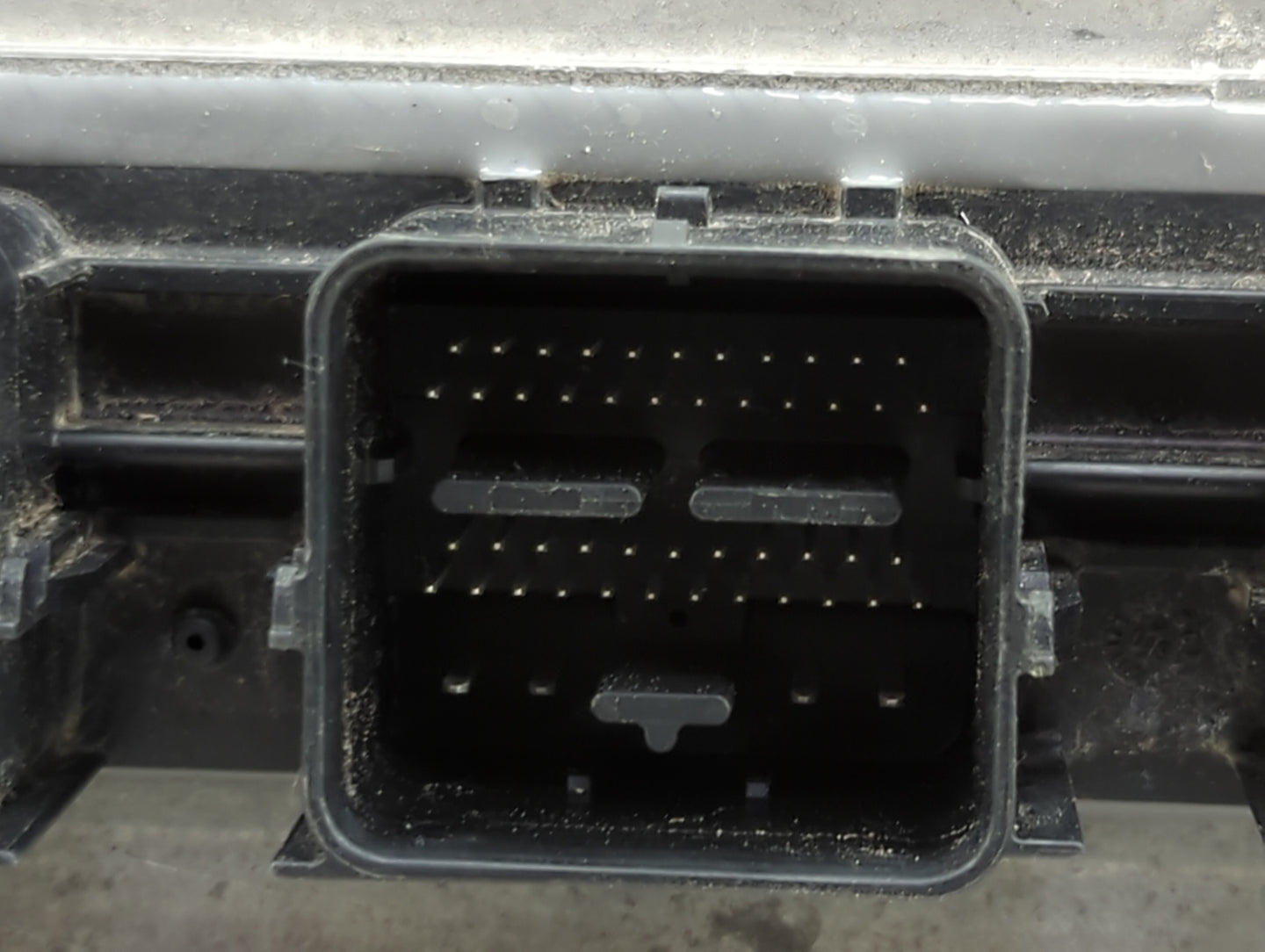 2008 Ford E150 PCM Engine Control Computer ECU ECM PCU OEM P/N:VK2-C2809, PCM170F 8C2A-12A650-HC Fits OEM Used Auto Parts - 