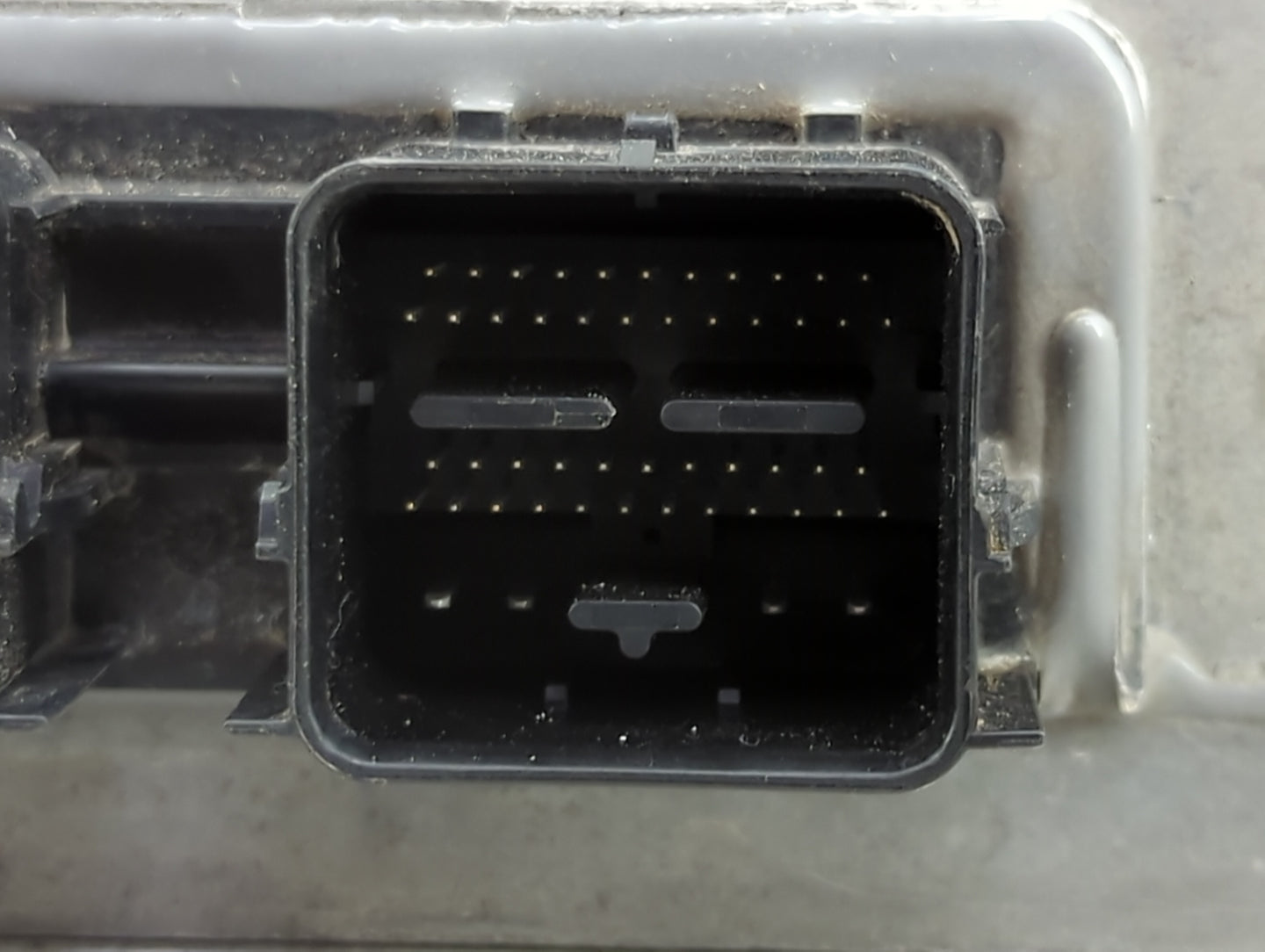 2008 Ford E150 PCM Engine Control Computer ECU ECM PCU OEM P/N:VK2-C2809, PCM170F 8C2A-12A650-HC Fits OEM Used Auto Parts - 
