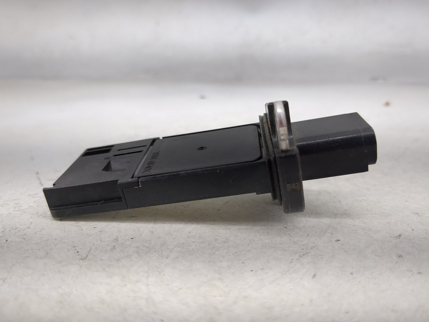 Ford E150 Mass Air Flow Meter Maf 1485595 - Oemusedautoparts1.com