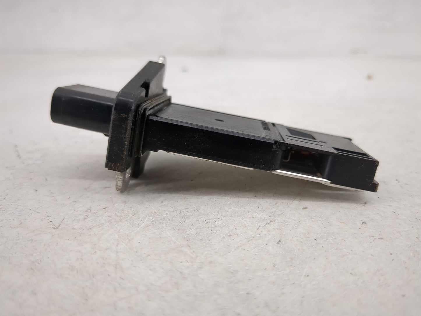 Ford E150 Mass Air Flow Meter Maf 1485595 - Oemusedautoparts1.com