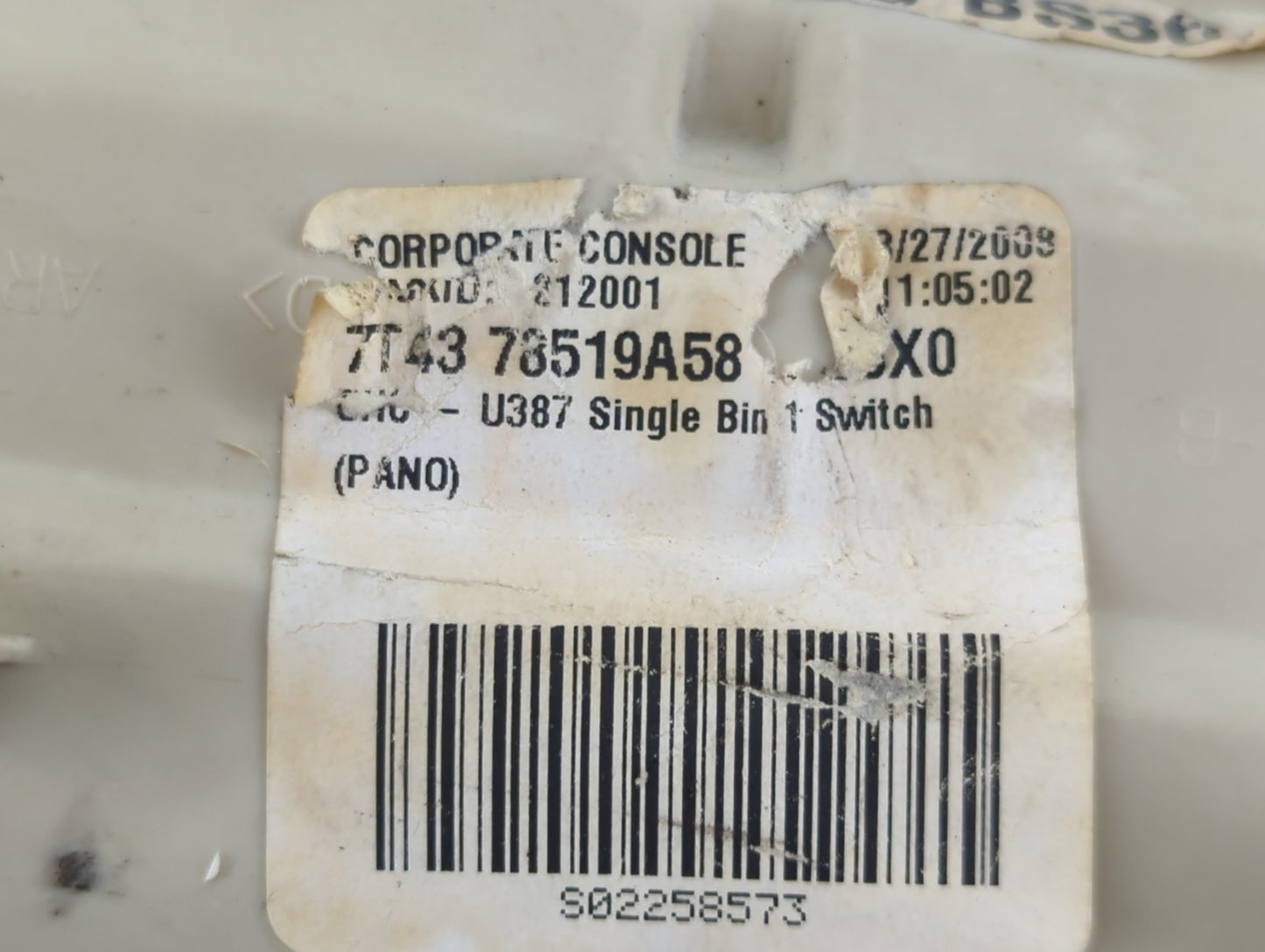 2008 Ford Edge Overhead Roof Console - Oemusedautoparts1.com