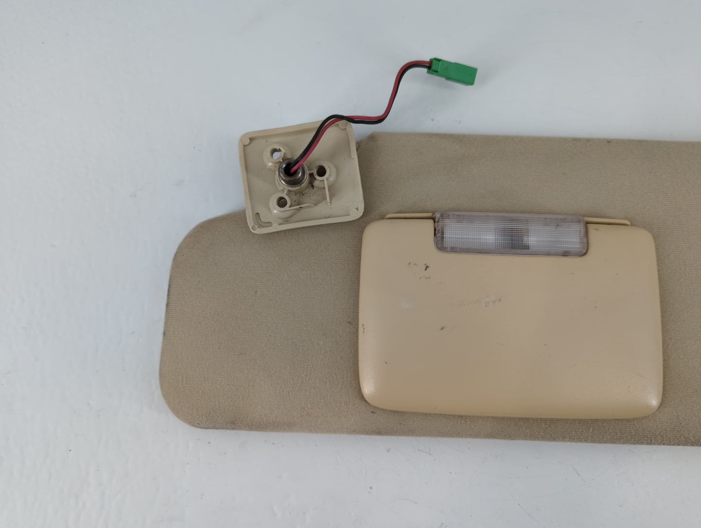 2007-2010 Ford Edge Sun Visor Shade Replacement Driver Left Mirror Fits Fits 2007 2008 2009 2010 OEM Used Auto Parts - Oemus
