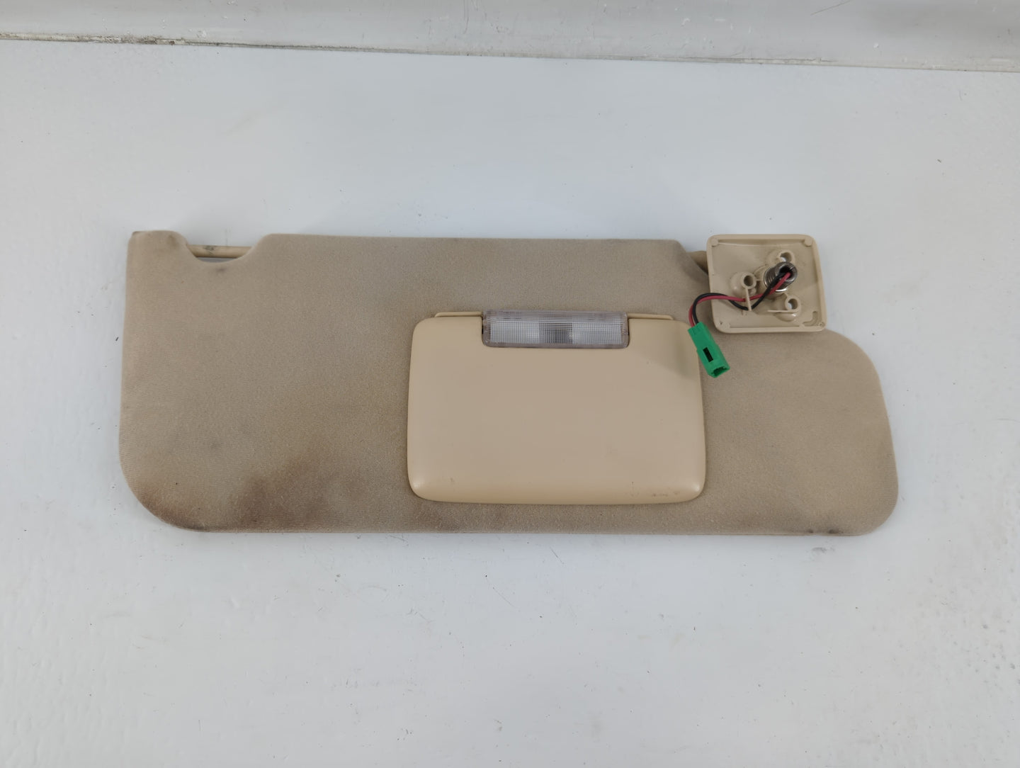 2007-2010 Ford Edge Sun Visor Shade Replacement Passenger Right Mirror Fits Fits 2007 2008 2009 2010 OEM Used Auto Parts - O