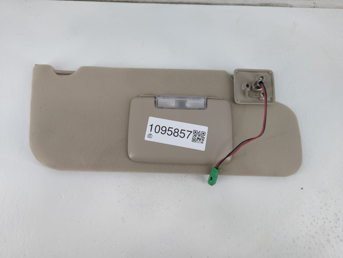 2007-2010 Ford Edge Sun Visor Shade Replacement Passenger Right Mirror Fits Fits 2007 2008 2009 2010 OEM Used Auto Parts - O