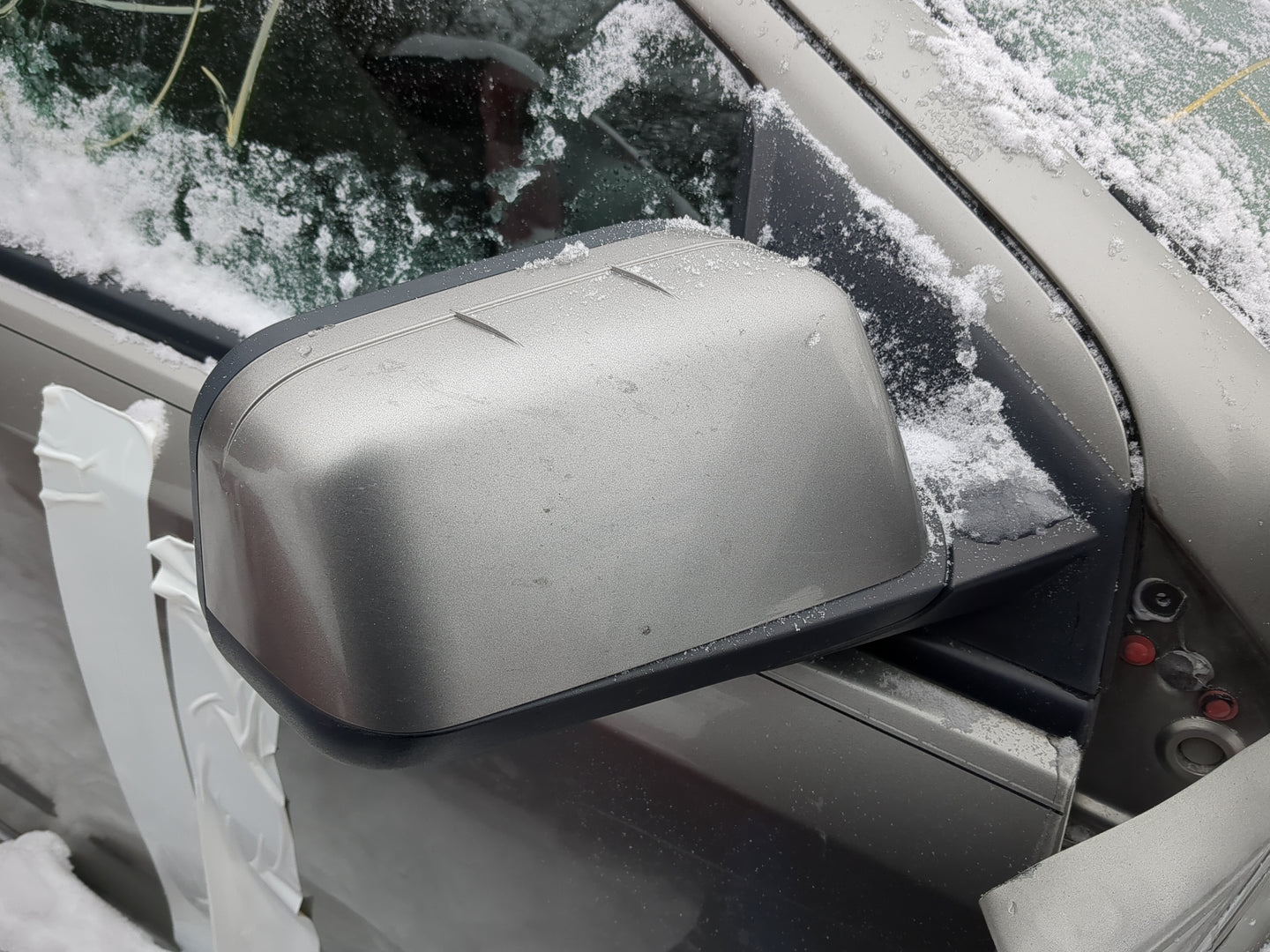 2008 Ford Edge Side Mirror Replacement Passenger Right View Door Mirror Fits OEM Used Auto Parts - Oemusedautoparts1.com