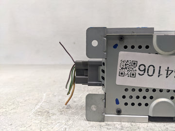 2007-2008 Ford Edge Radio AM FM Cd Player Receiver Replacement P/N:7L2T-18C508-AA Fits Fits 2007 2008 OEM Used Auto Parts