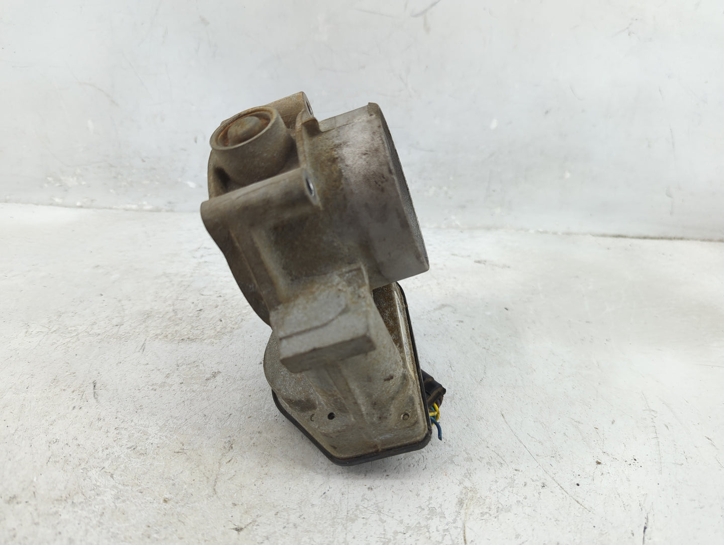 2007-2010 Ford Edge Throttle Body P/N:7TAE-EC Fits Fits 2007 2008 2009 2010 2011 2012 2013 2014 OEM Used Auto Parts - Oemuse