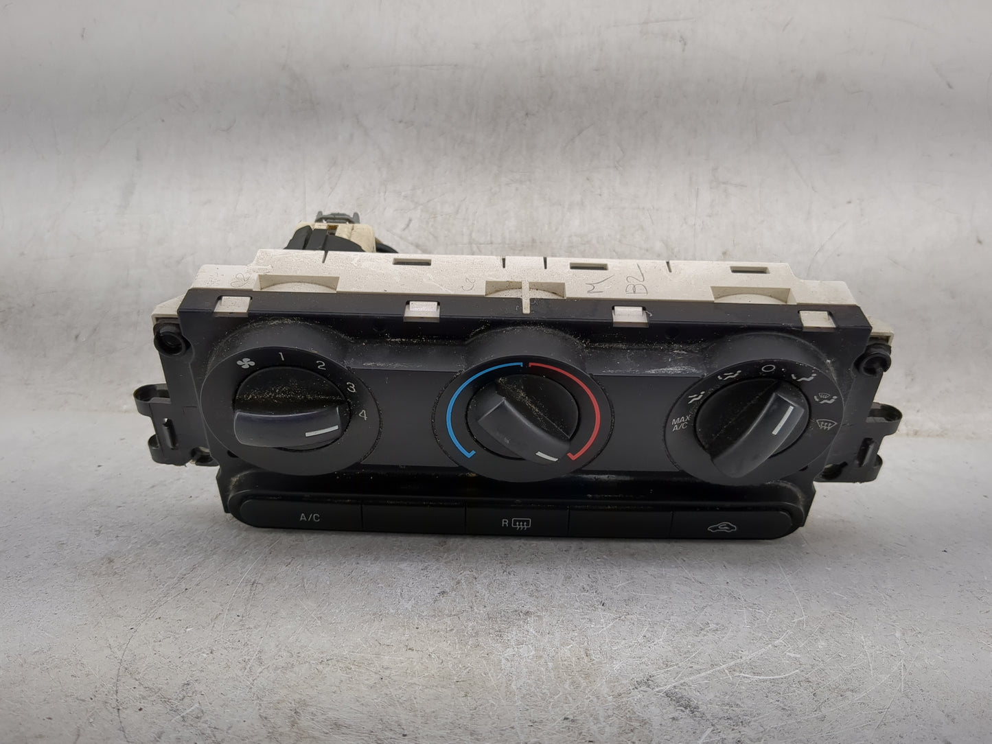 2007-2010 Ford Edge Climate Control Module Temperature AC/Heater Replacement P/N:8T43-19980-AA MX237000-2530 Fits OEM Used A