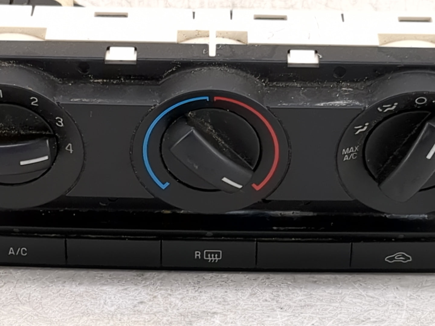 2007-2010 Ford Edge Climate Control Module Temperature AC/Heater Replacement P/N:8T43-19980-AA MX237000-2530 Fits OEM Used A