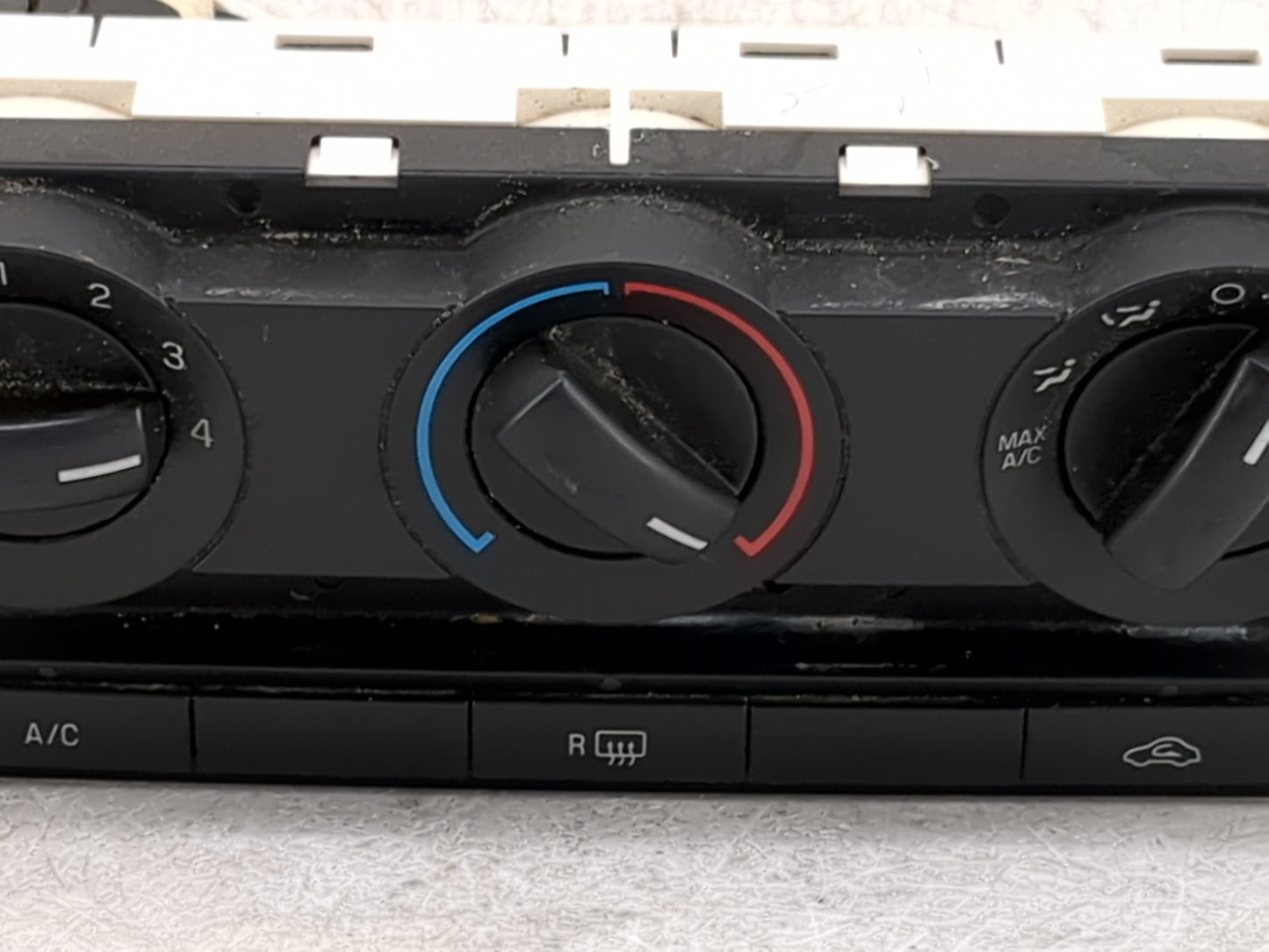 2007-2010 Ford Edge Climate Control Module Temperature AC/Heater Replacement P/N:8T43-19980-AA MX237000-2530 Fits OEM Used A