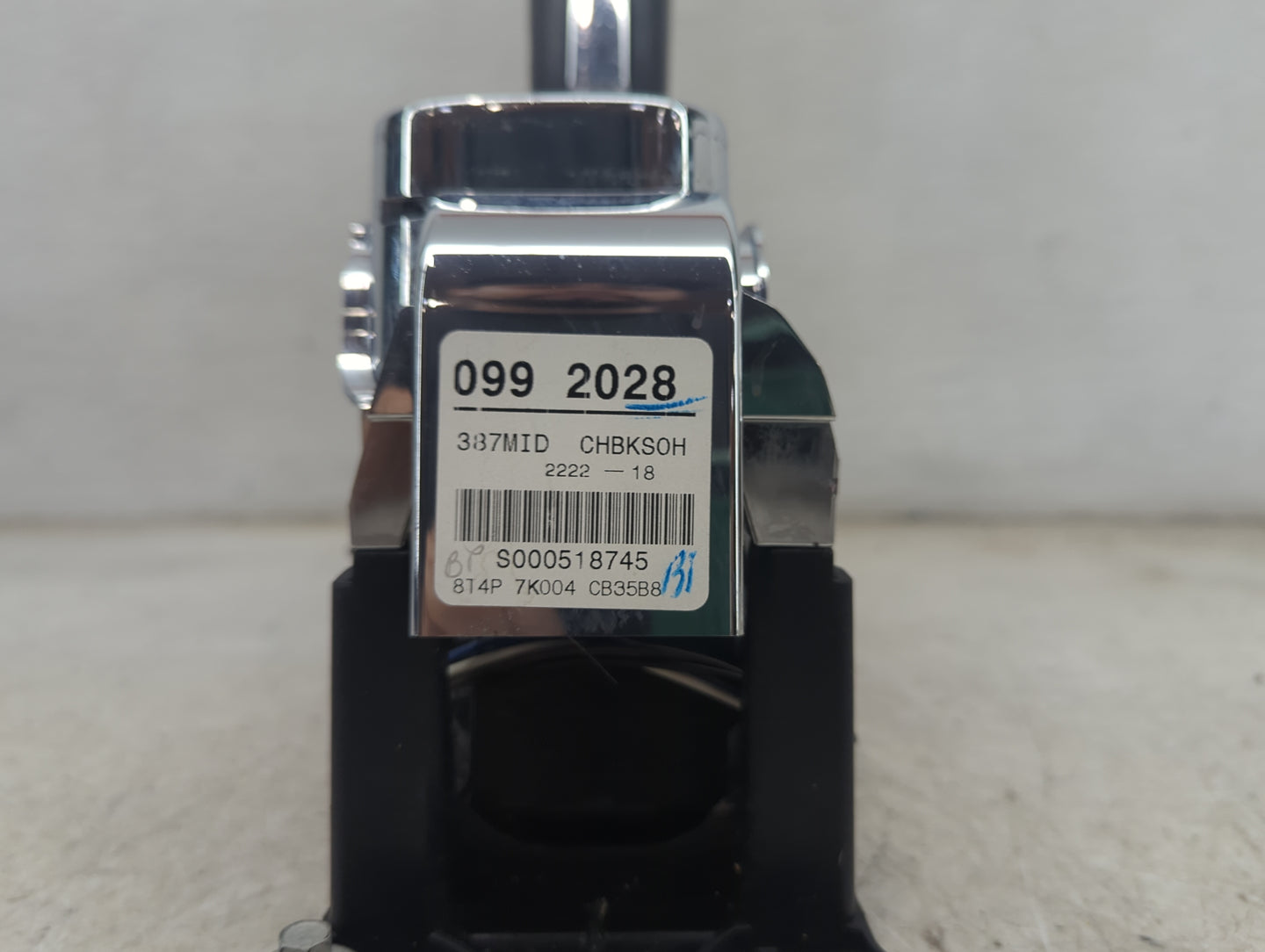 2008 Ford Edge Floor Console Assembly Shifter Black - Oemusedautoparts1.com
