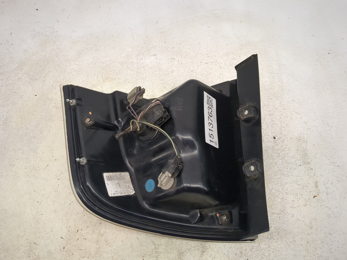 2007-2010 Ford Edge Tail Light Assembly Driver Left OEM P/N:8T43-13B505-A Fits Fits 2007 2008 2009 2010 OEM Used Auto Parts 