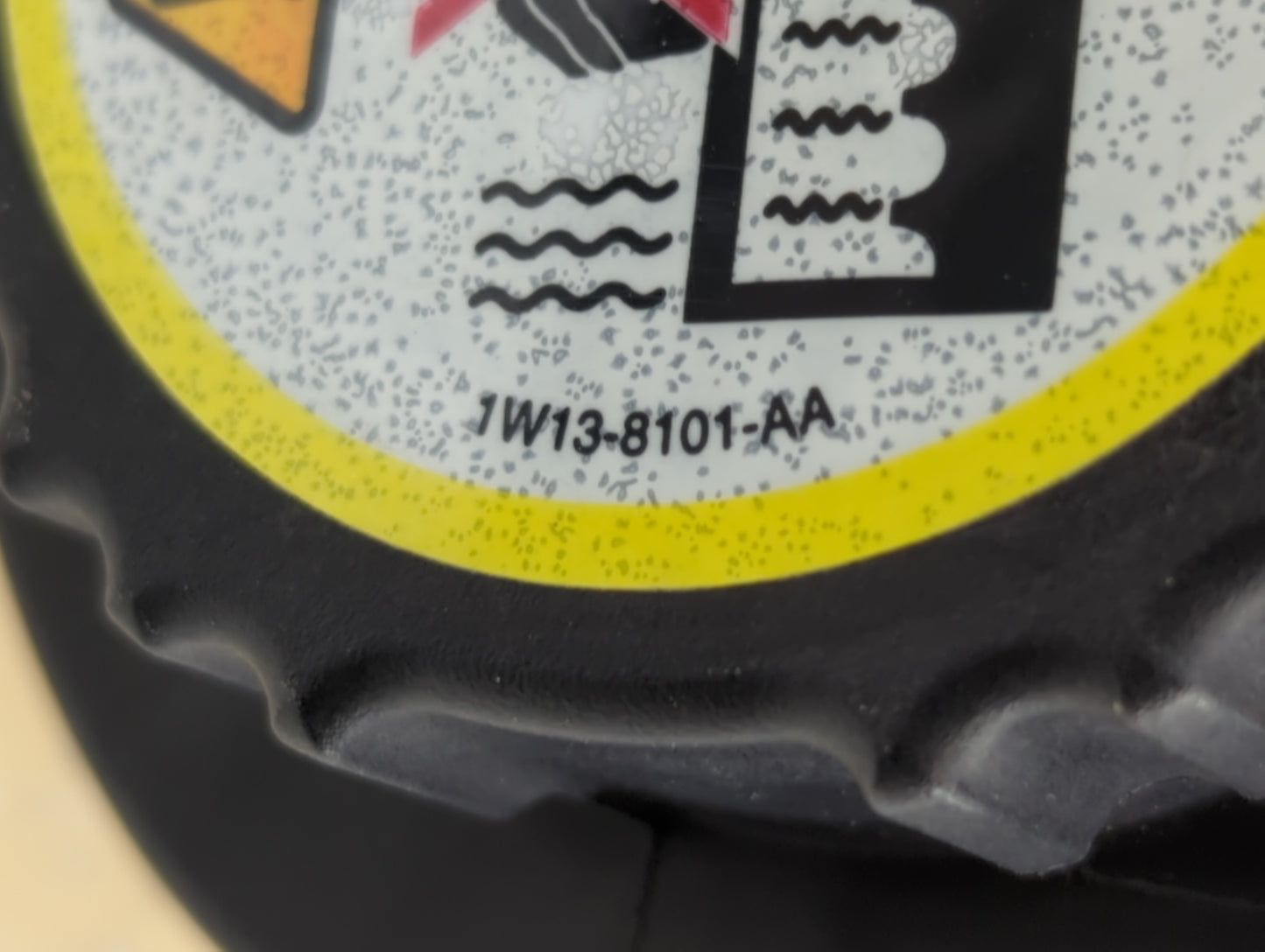 2007-2014 Ford Edge Windshield Washer Fluid Reservoir Bottle Oem - Oemusedautoparts1.com