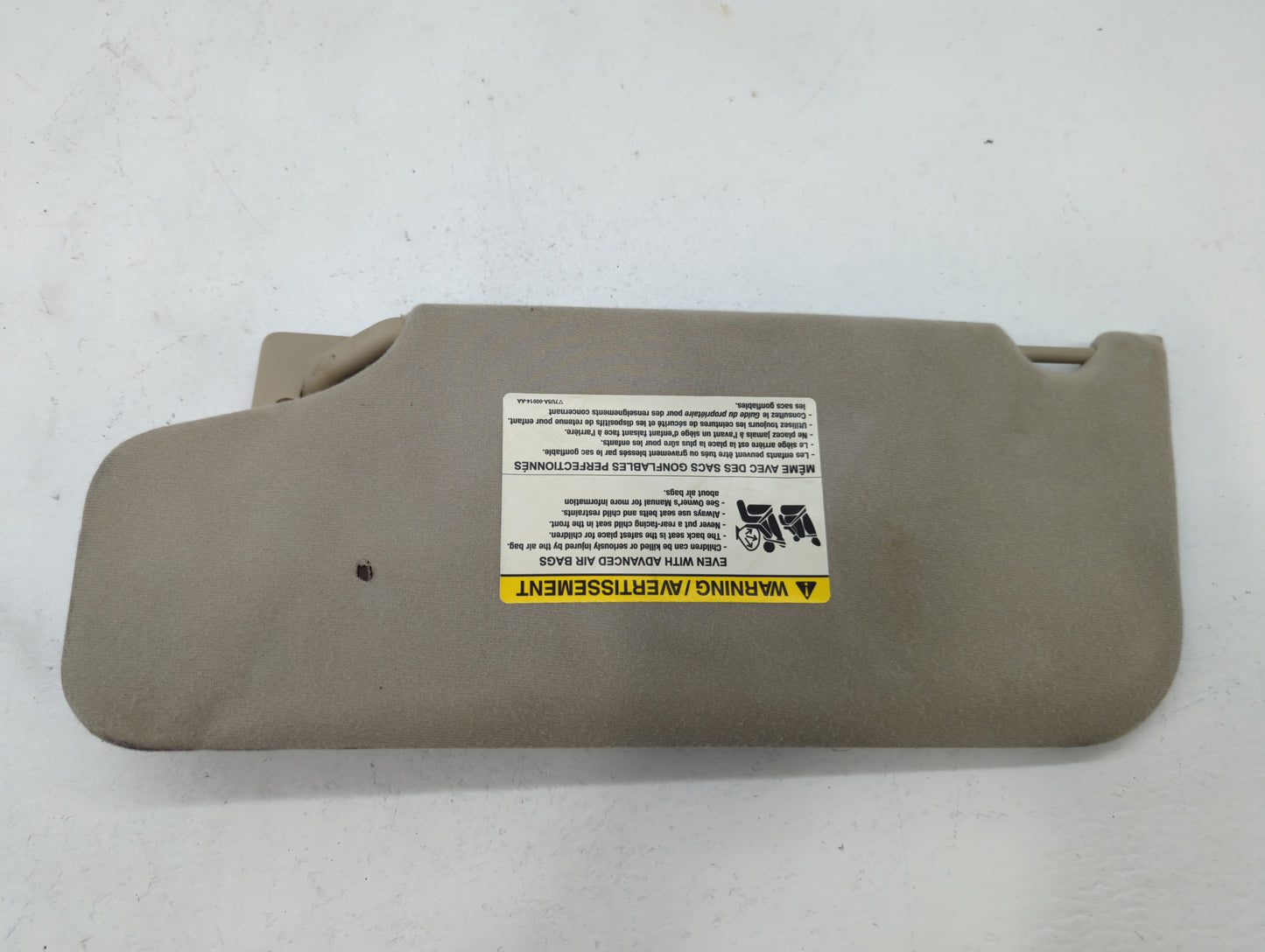 2007-2010 Ford Edge Sun Visor Shade Replacement Passenger Right Mirror Fits Fits 2007 2008 2009 2010 OEM Used Auto Parts - O