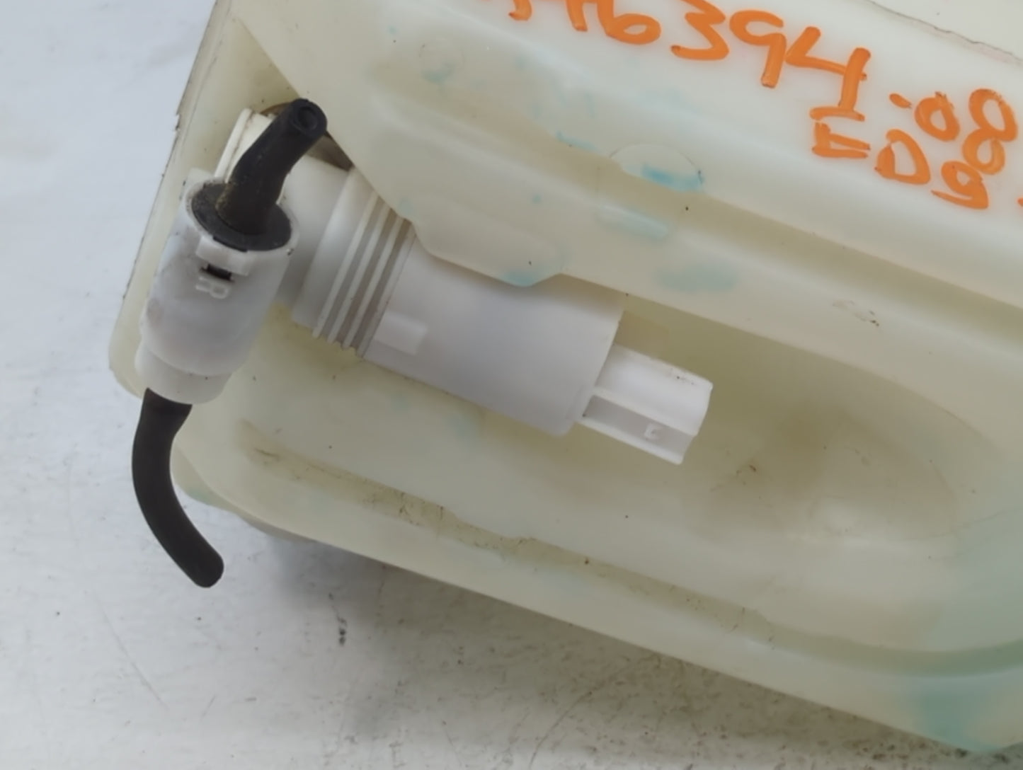 2007-2014 Ford Edge Windshield Washer Fluid Reservoir Bottle Oem - Oemusedautoparts1.com
