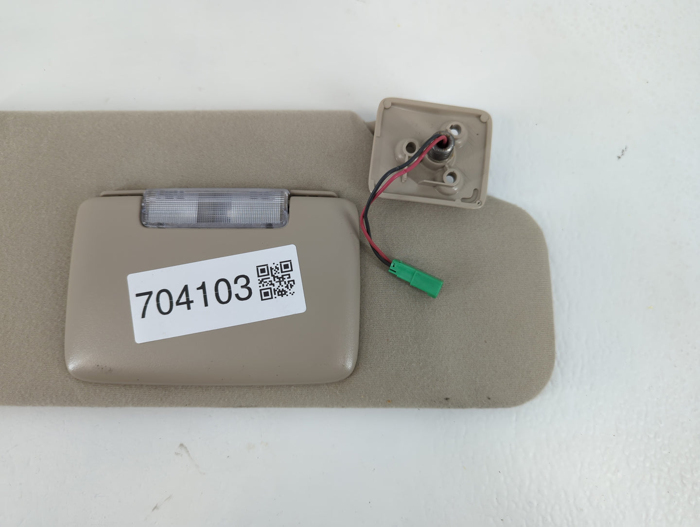 2007-2010 Ford Edge Sun Visor Shade Replacement Passenger Right Mirror Fits Fits 2007 2008 2009 2010 OEM Used Auto Parts - O